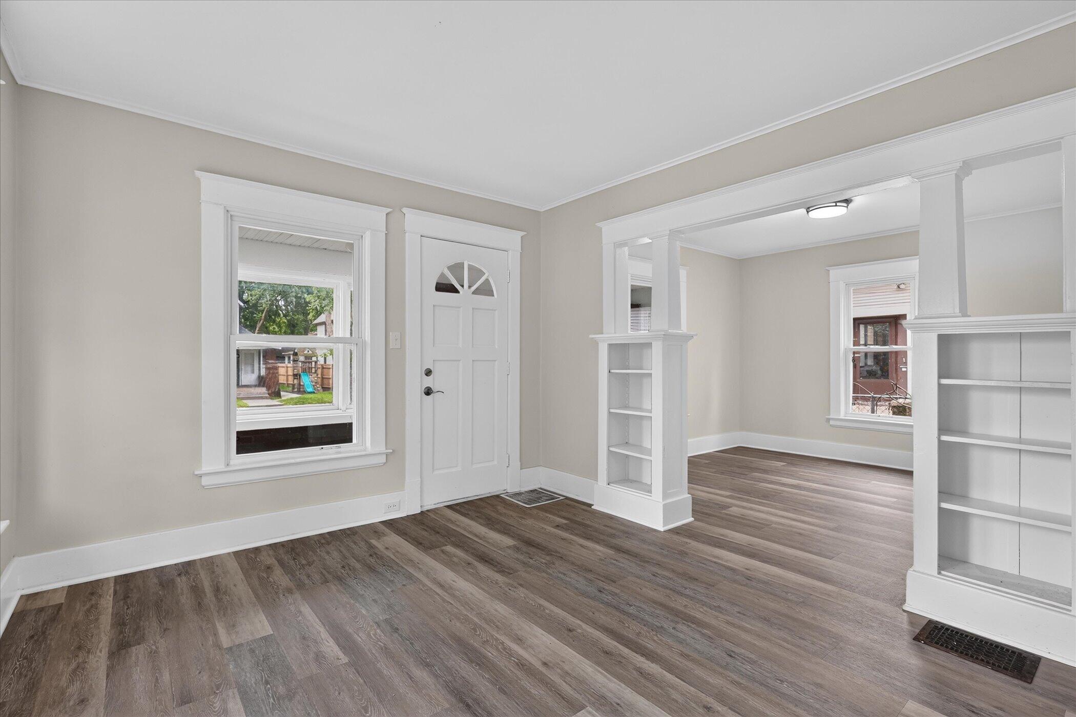 1009 Adams Street SE Grand Rapids MI 49507