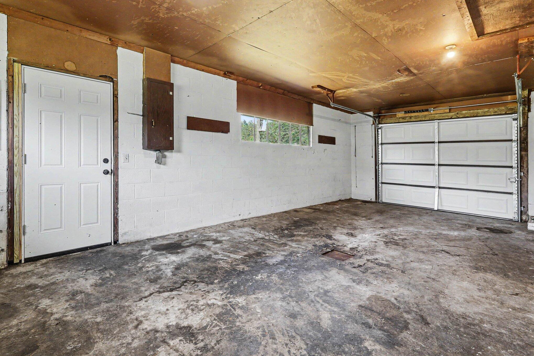 1635 Roberts Street Muskegon MI 49442
