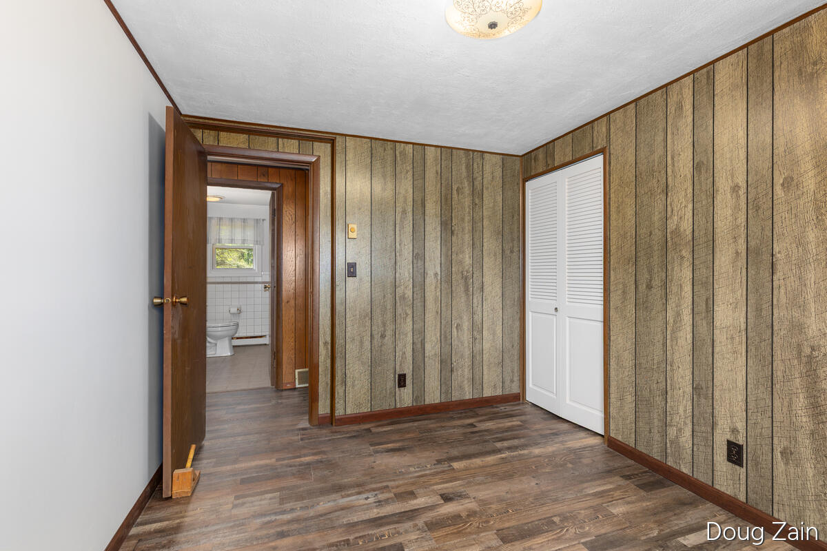 9090 11 Mile Road NE Rockford MI 49341