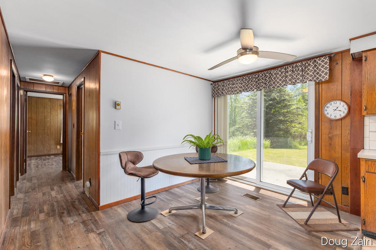9090 11 Mile Road NE Rockford MI 49341