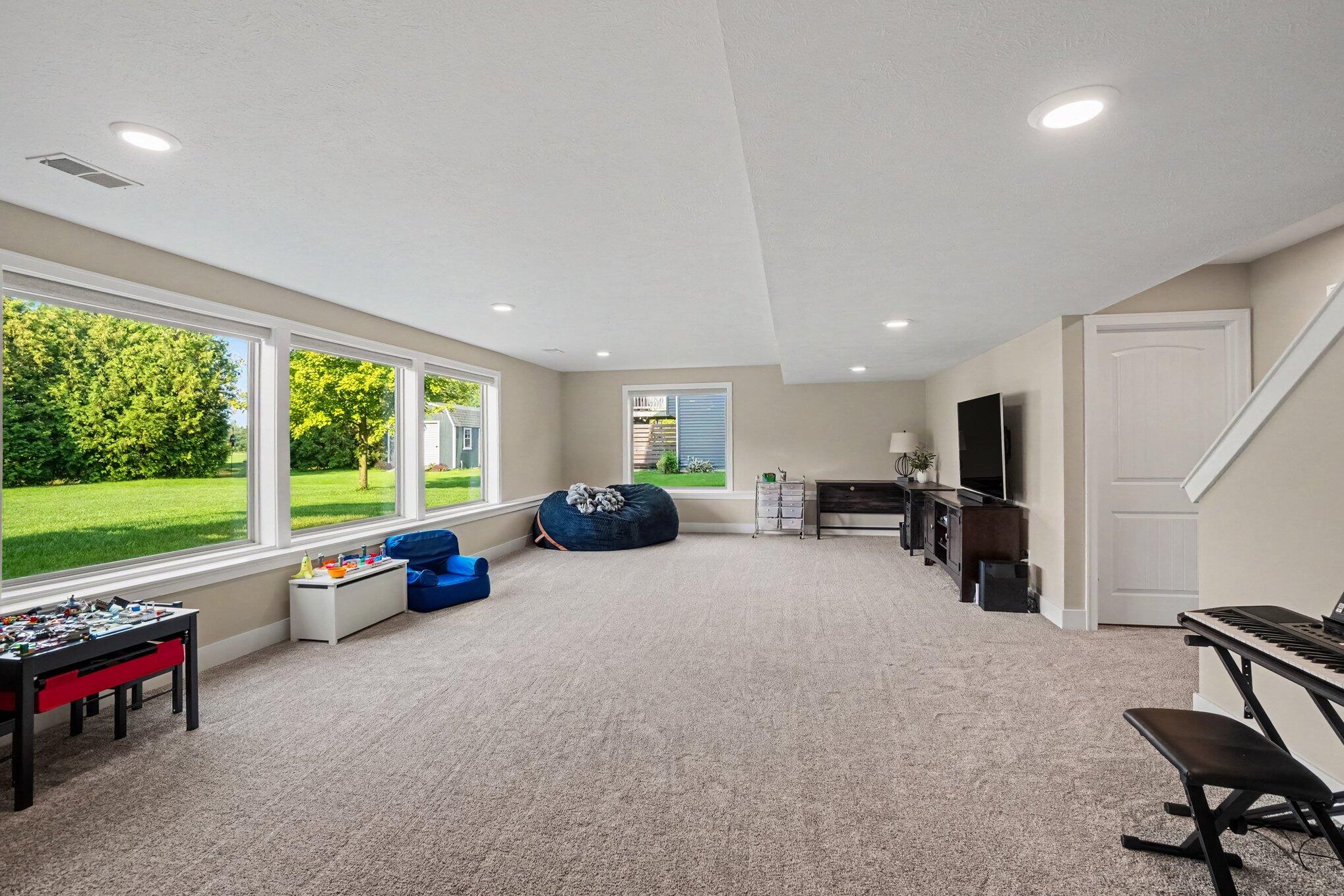 14260 Georgian Bay Drive Holland MI 49424