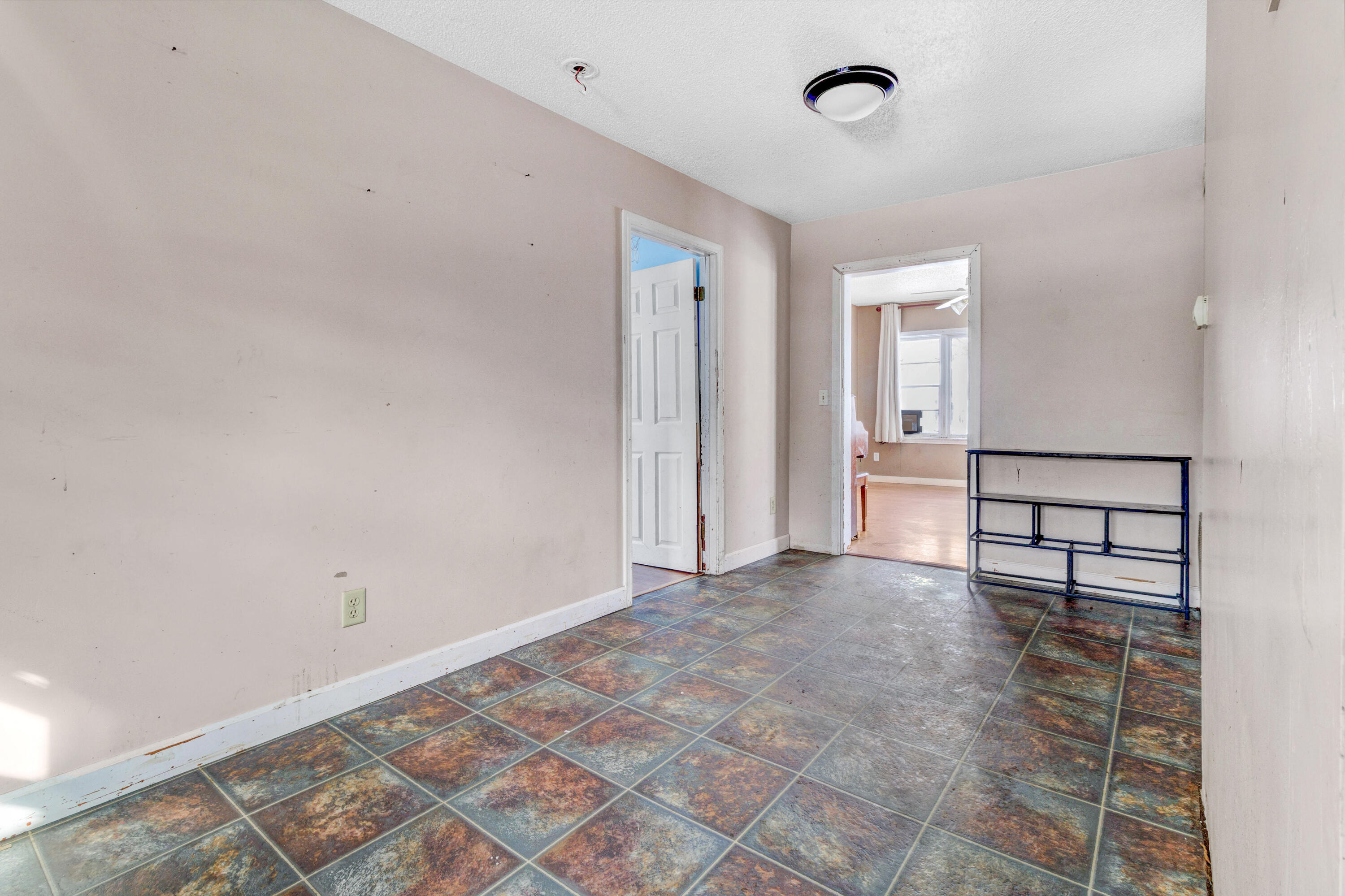 1323 Catherine Avenue Muskegon MI 49442
