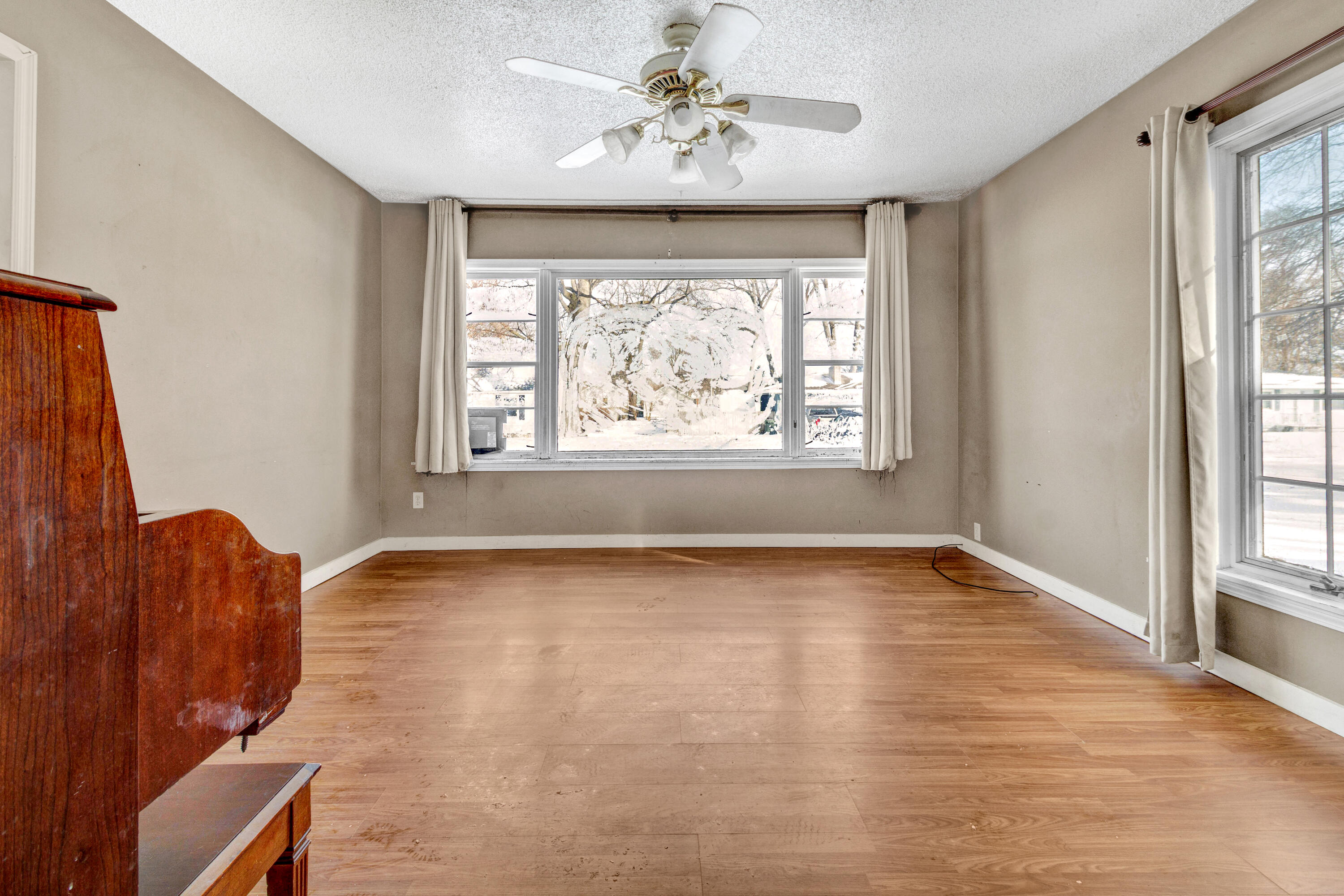 1323 Catherine Avenue Muskegon MI 49442