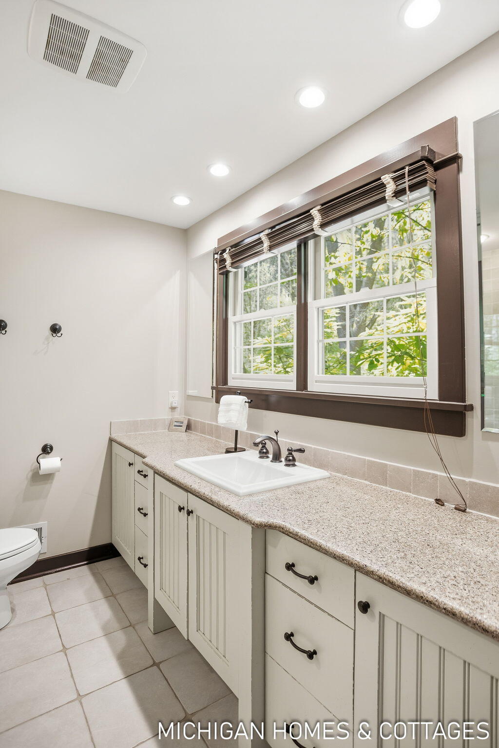 3255 Lake Trail Drive Saugatuck MI 49453