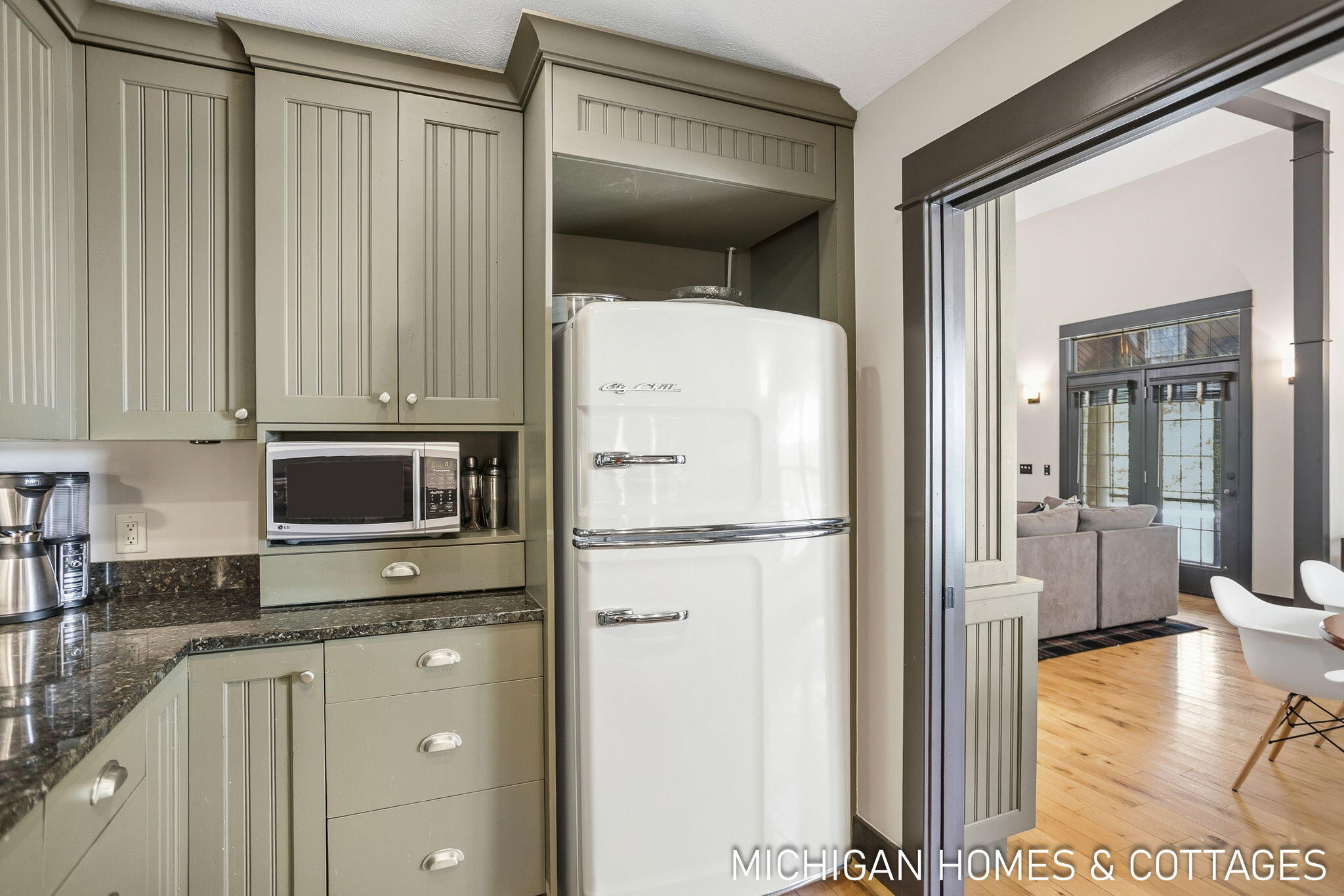 3255 Lake Trail Drive Saugatuck MI 49453