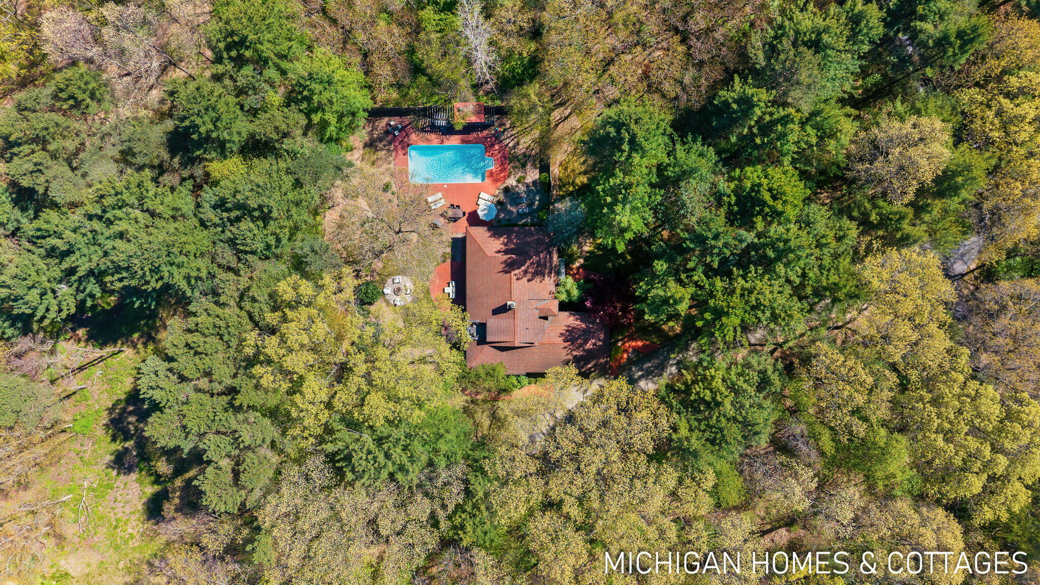 3255 Lake Trail Drive Saugatuck MI 49453