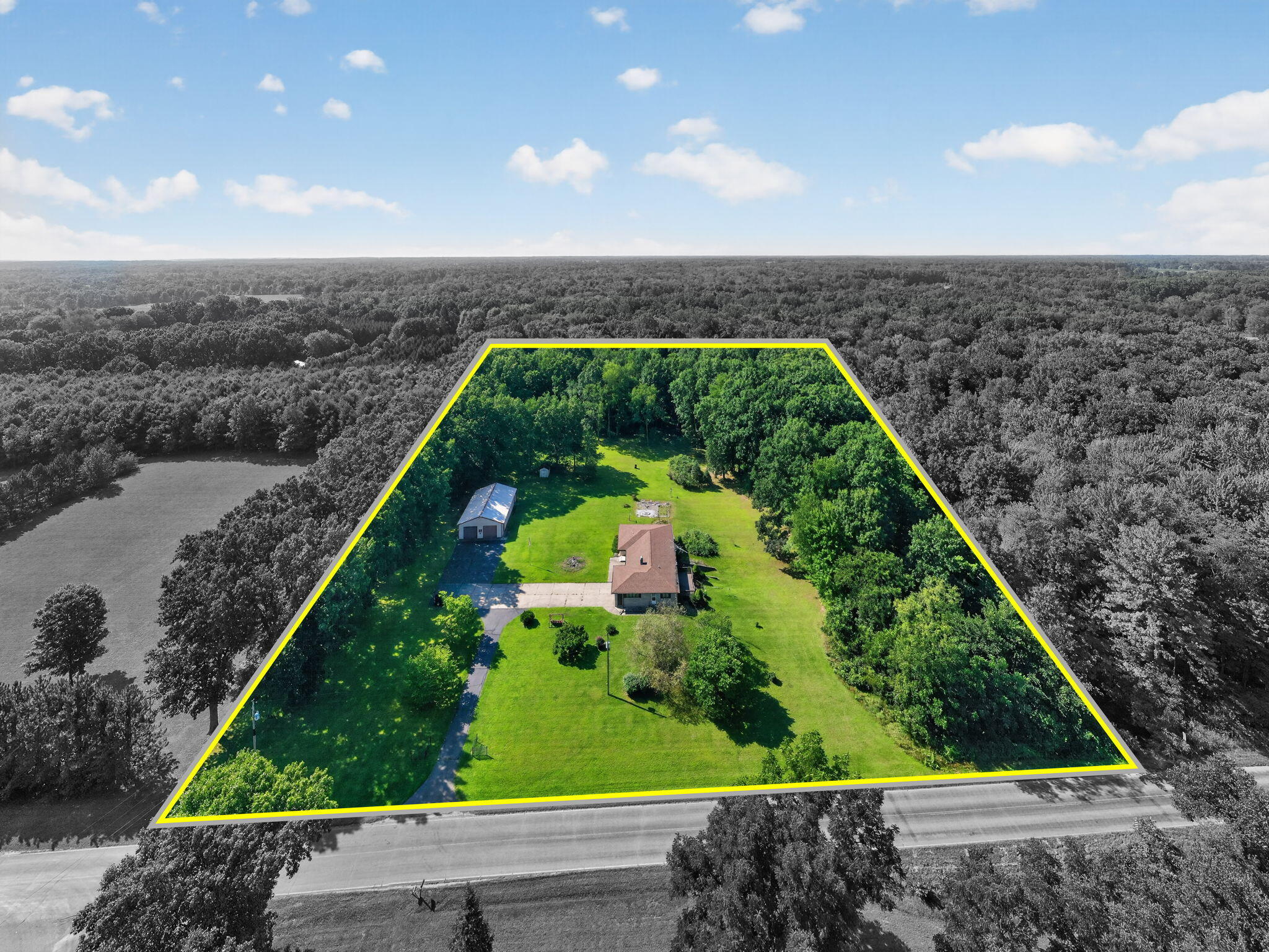 28789 Downey Street Dowagiac MI 49047