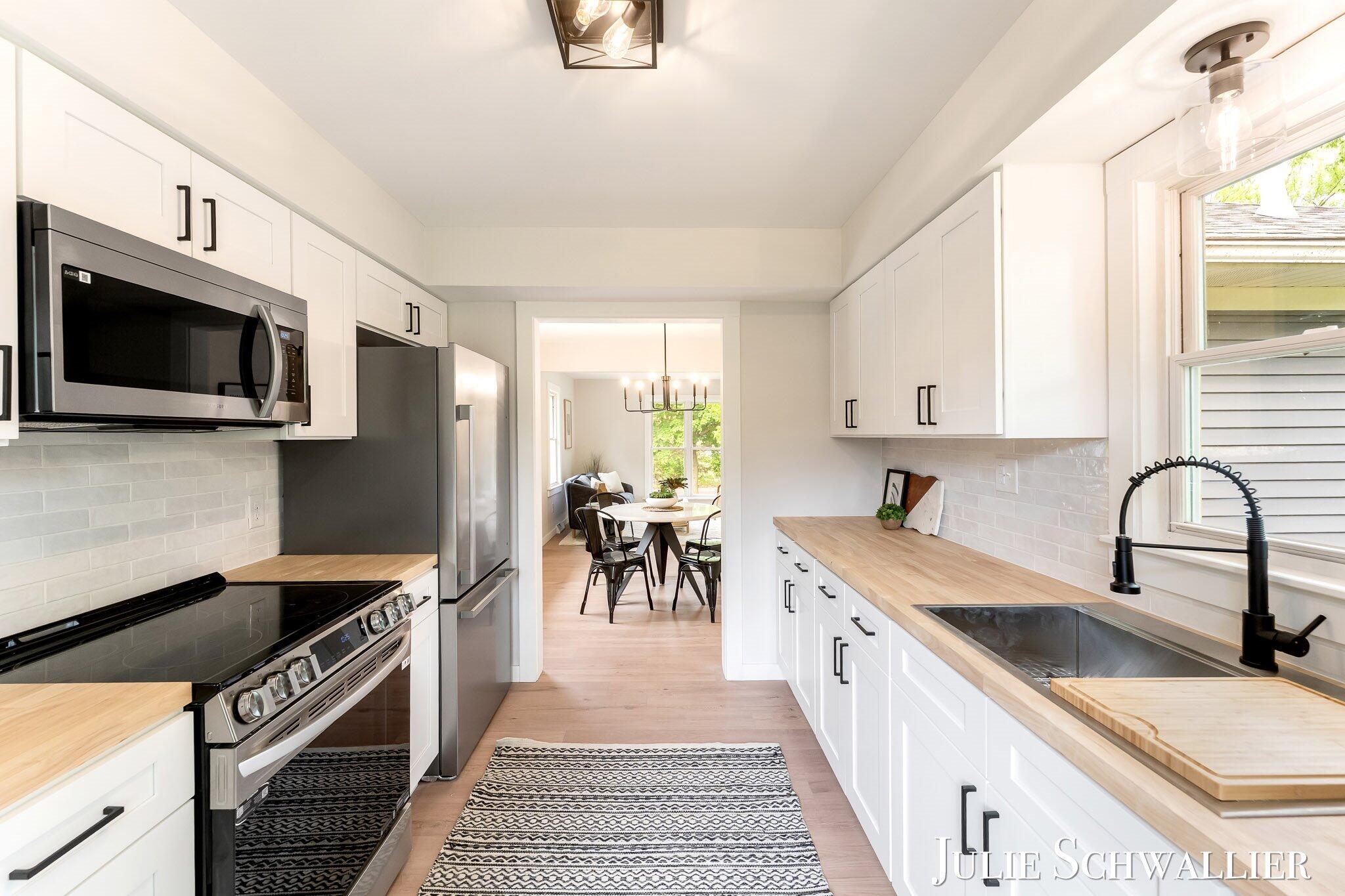 4300 Fuller Avenue SE Grand Rapids MI 49508