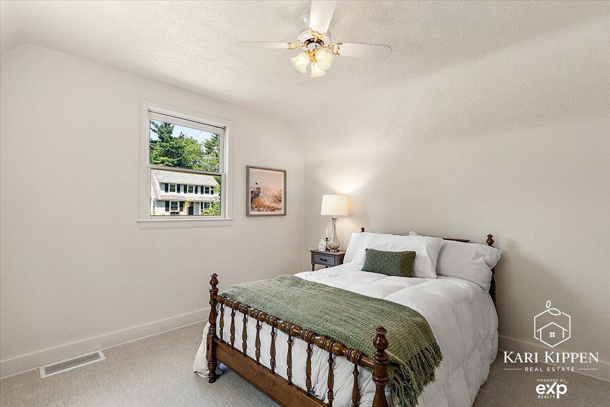 3254 Townsend Avenue NE Grand Rapids MI 49525
