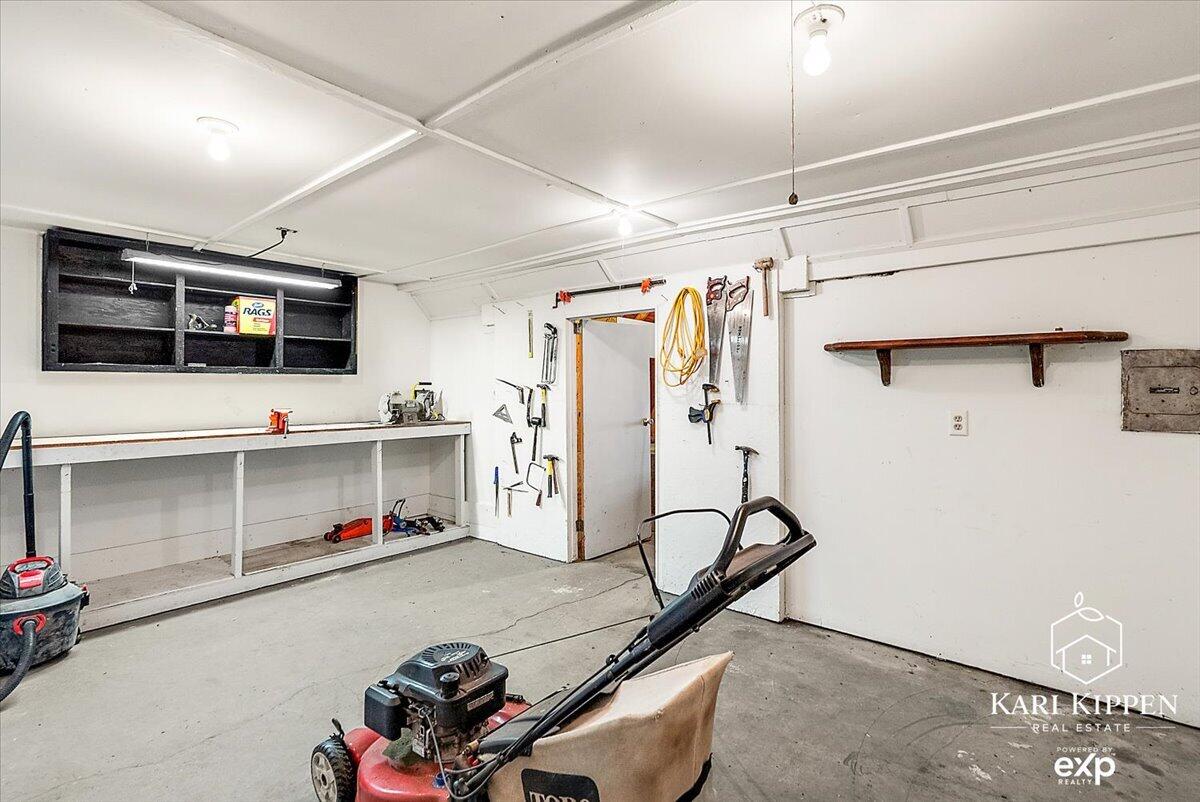 3254 Townsend Avenue NE Grand Rapids MI 49525