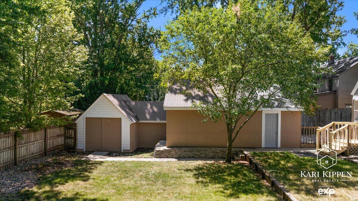 3254 Townsend Avenue NE Grand Rapids MI 49525
