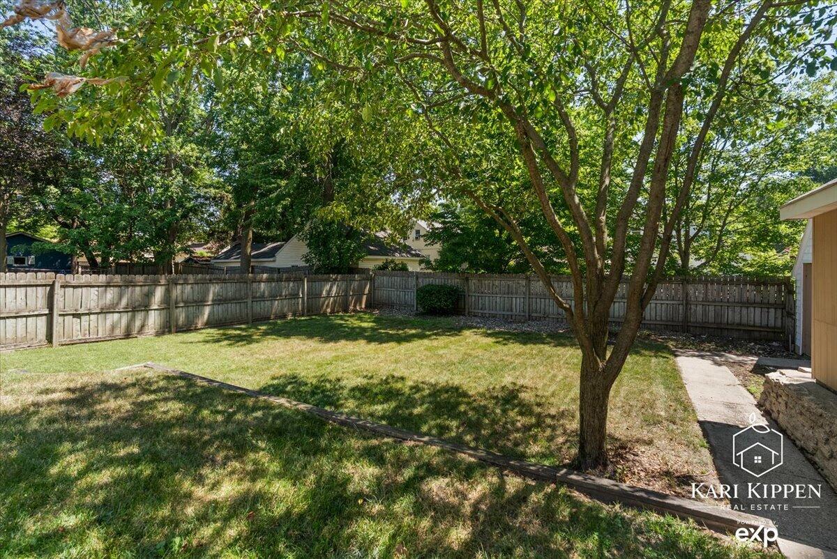 3254 Townsend Avenue NE Grand Rapids MI 49525
