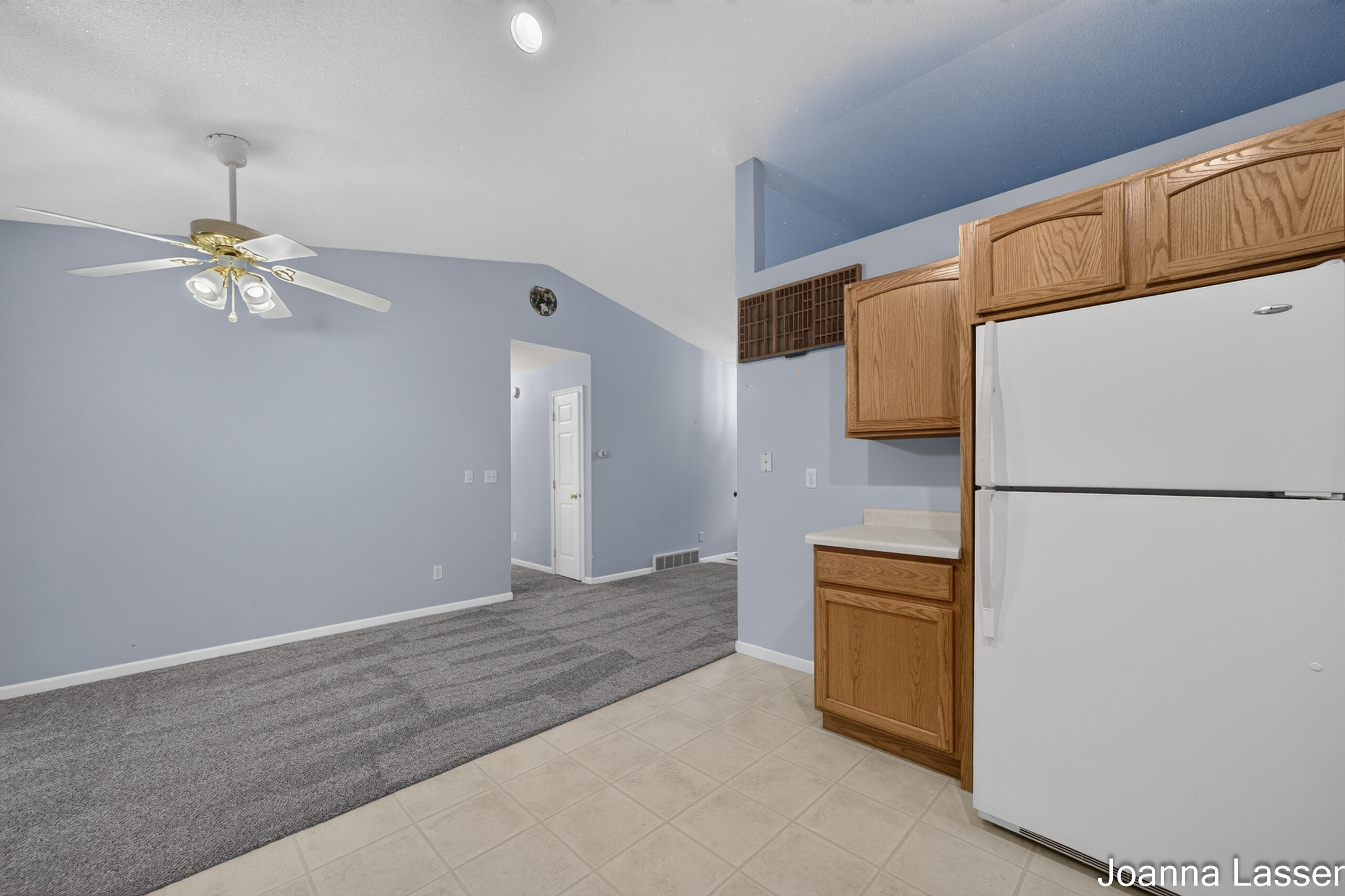 1518 E Mcmillan Road Muskegon MI 49445