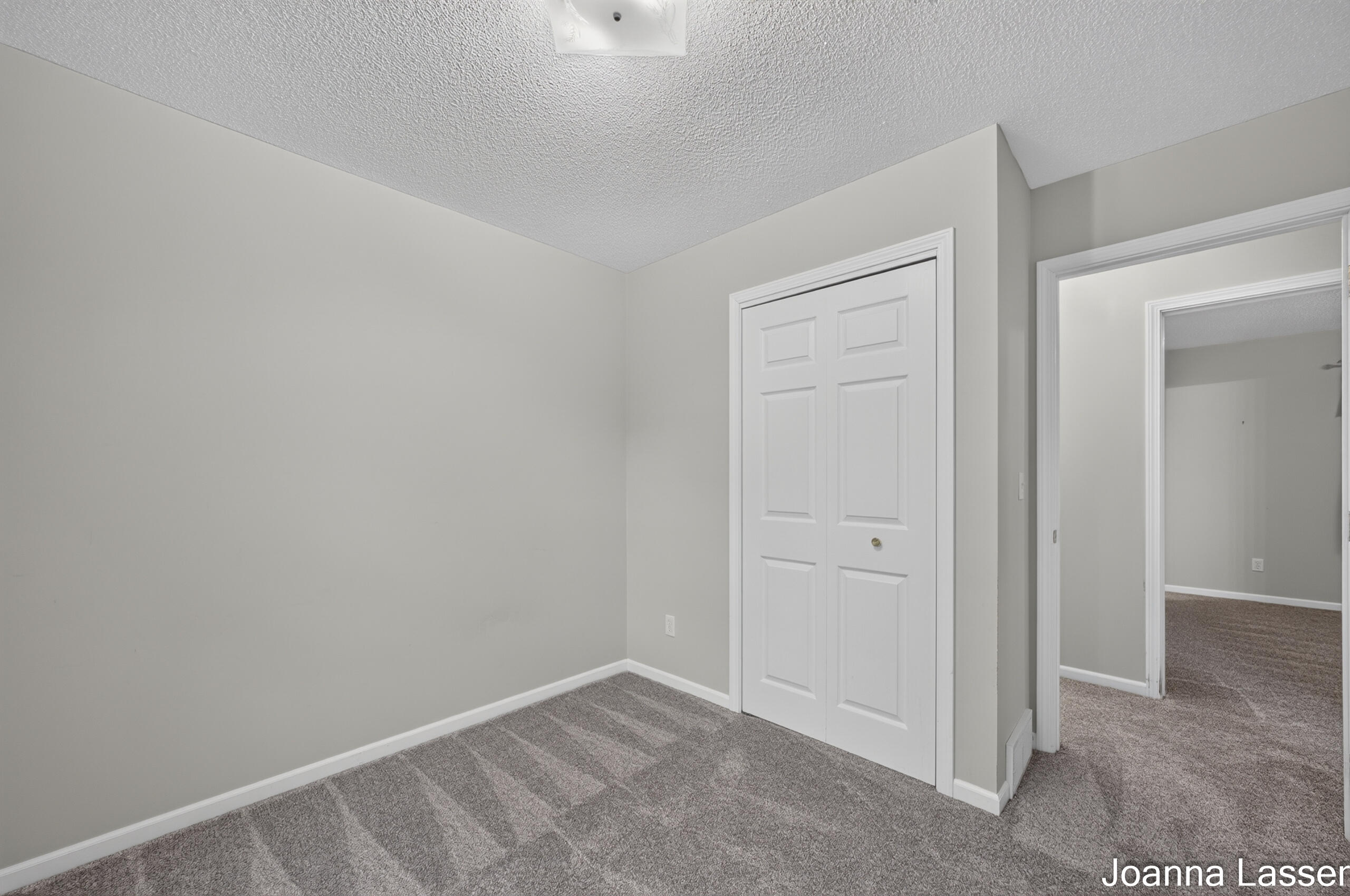 1518 E Mcmillan Road Muskegon MI 49445