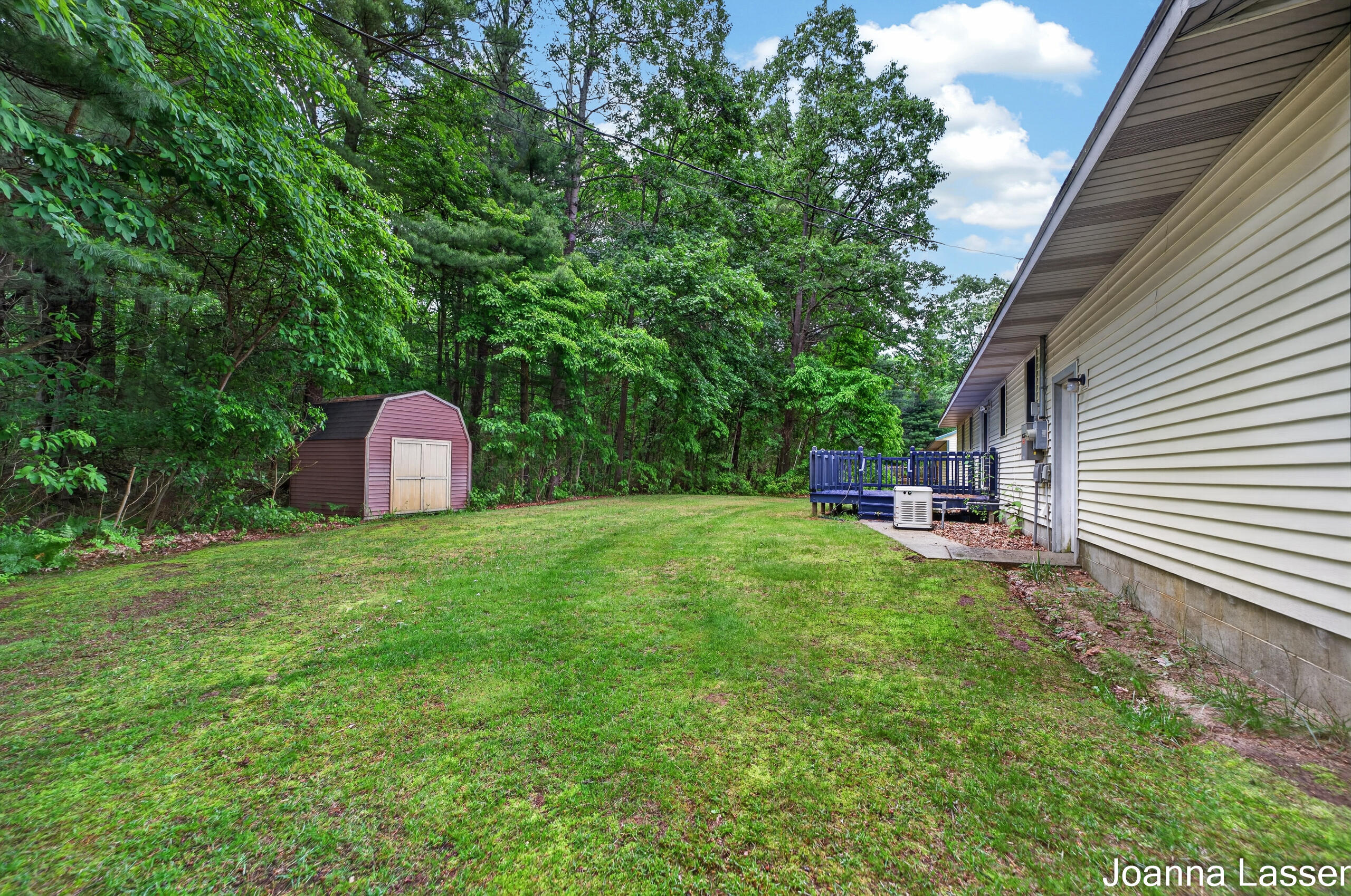 1518 E Mcmillan Road Muskegon MI 49445