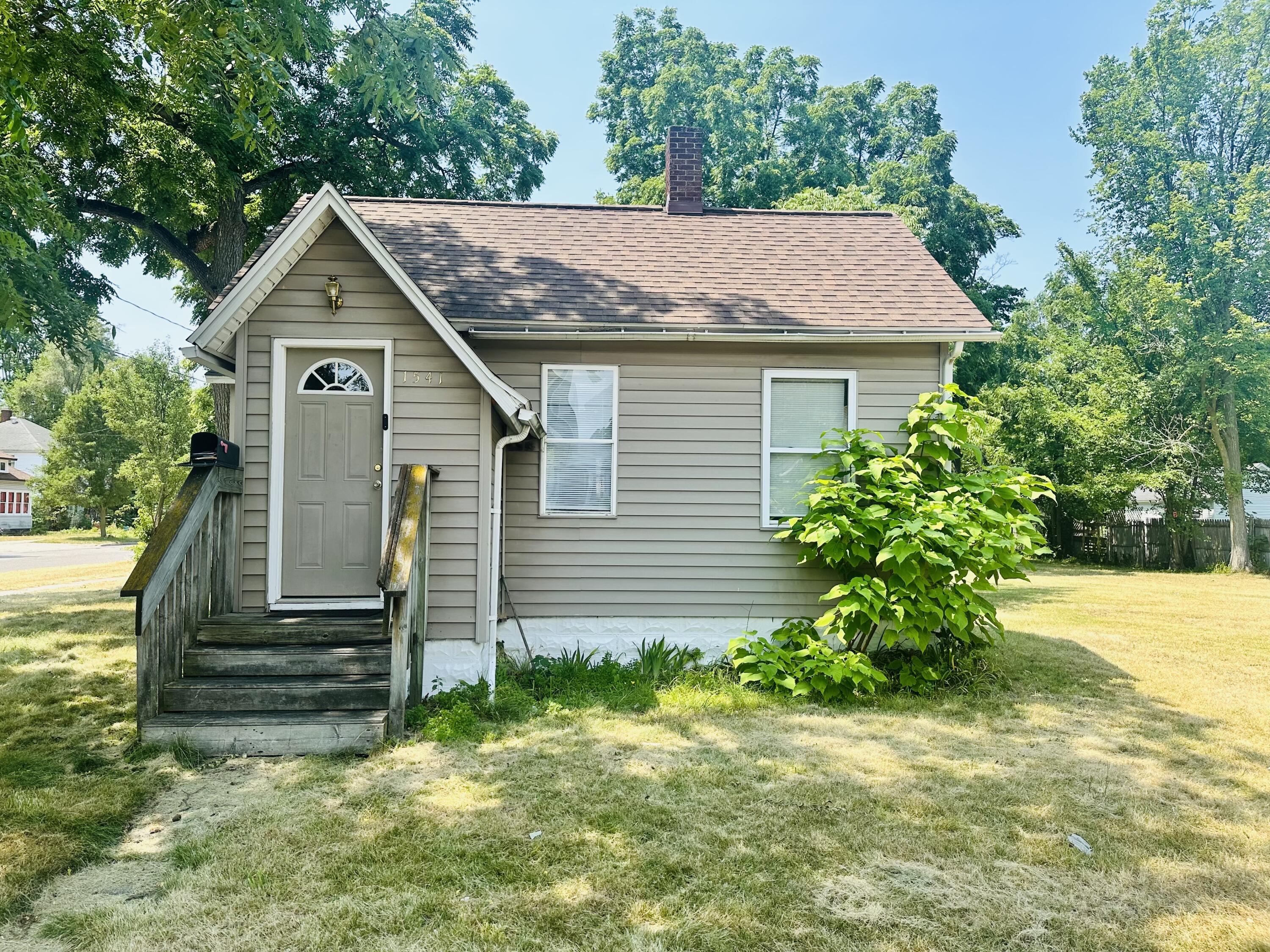 1541 6th Street Muskegon MI 49441
