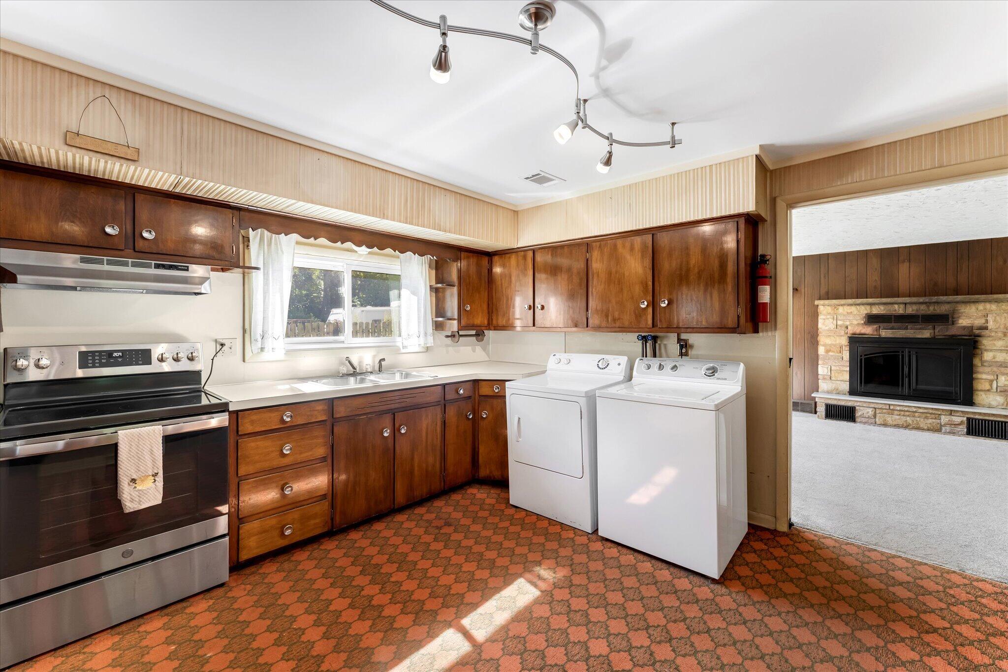 735 Wilson Avenue SW Grand Rapids MI 49534