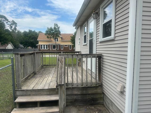 283 W Forest Avenue Muskegon MI 49441