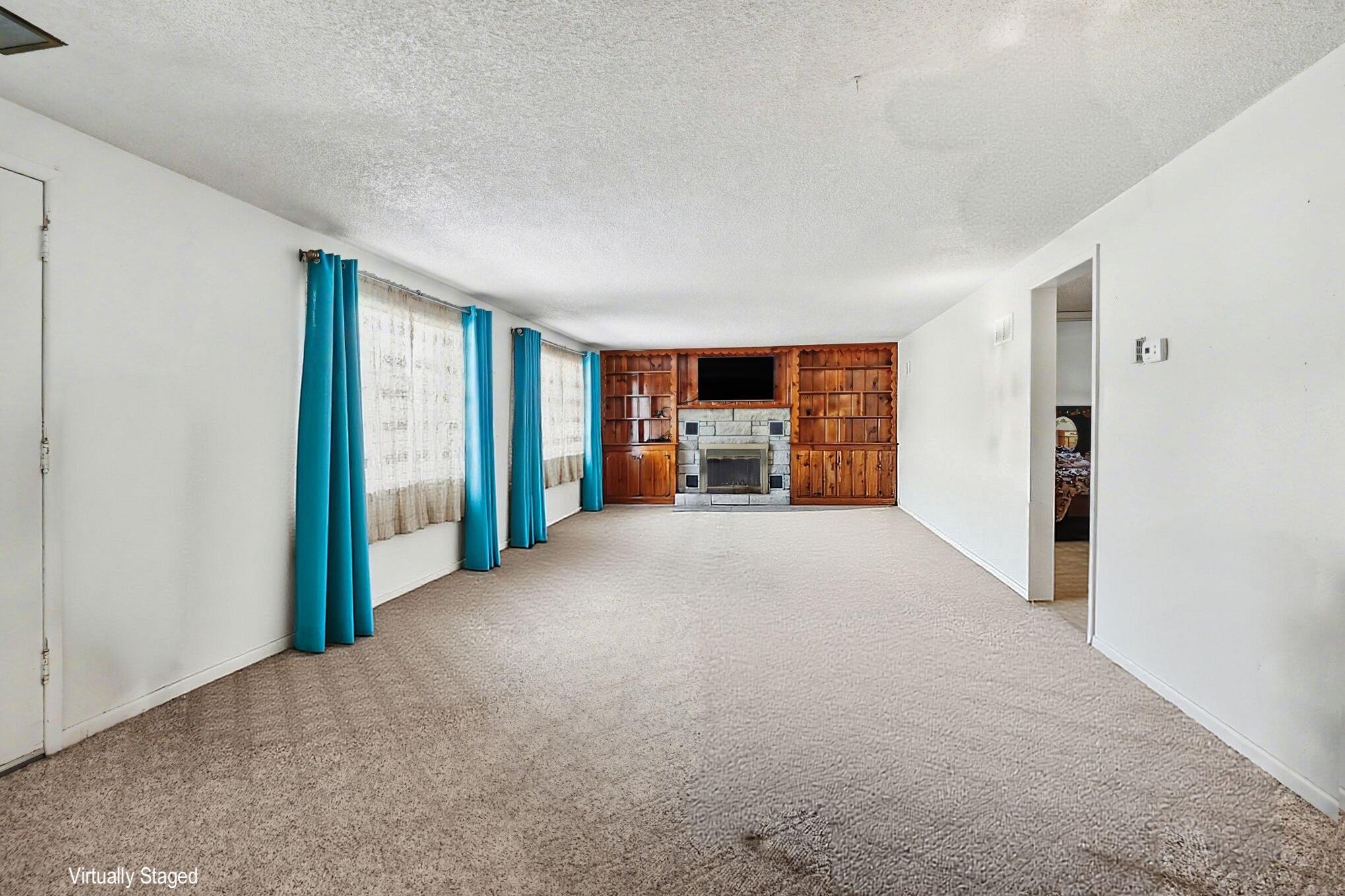 709 New William Street Ludington MI 49431
