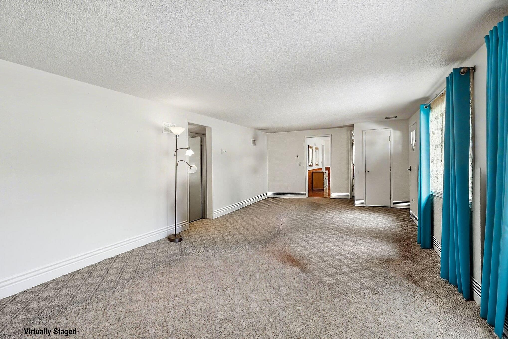 709 New William Street Ludington MI 49431