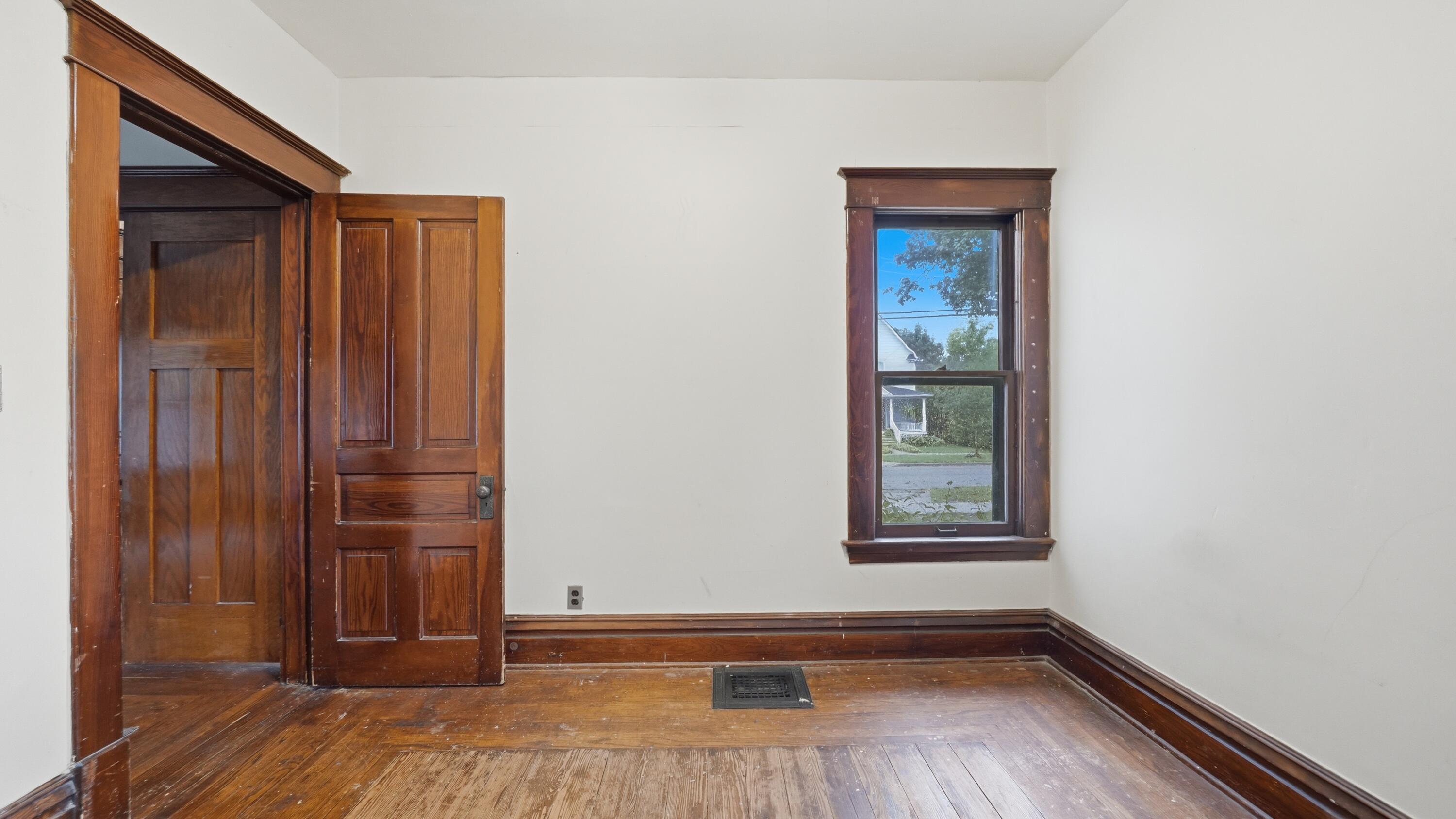 712 W Walnut Street Kalamazoo MI 49007