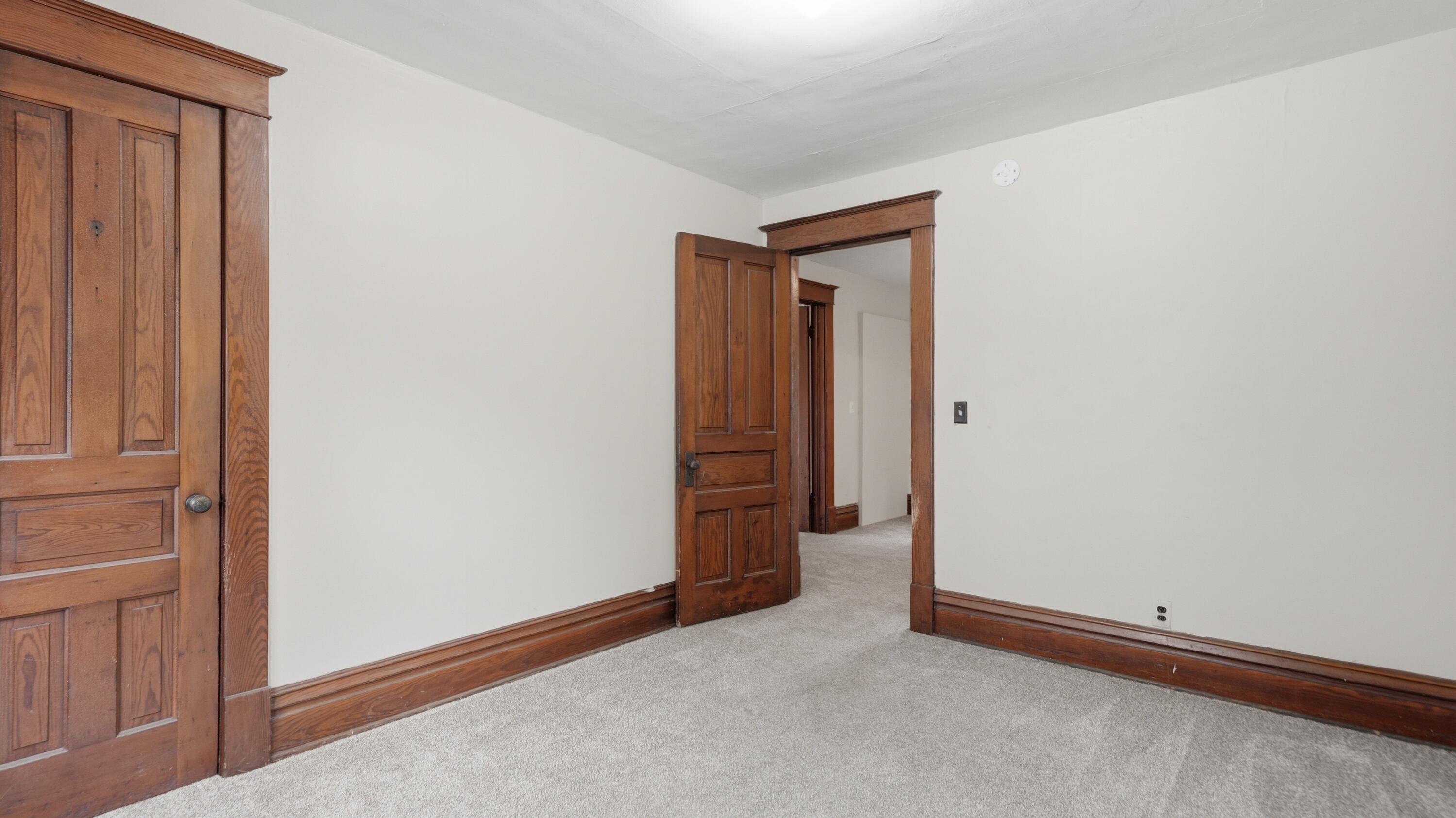 712 W Walnut Street Kalamazoo MI 49007