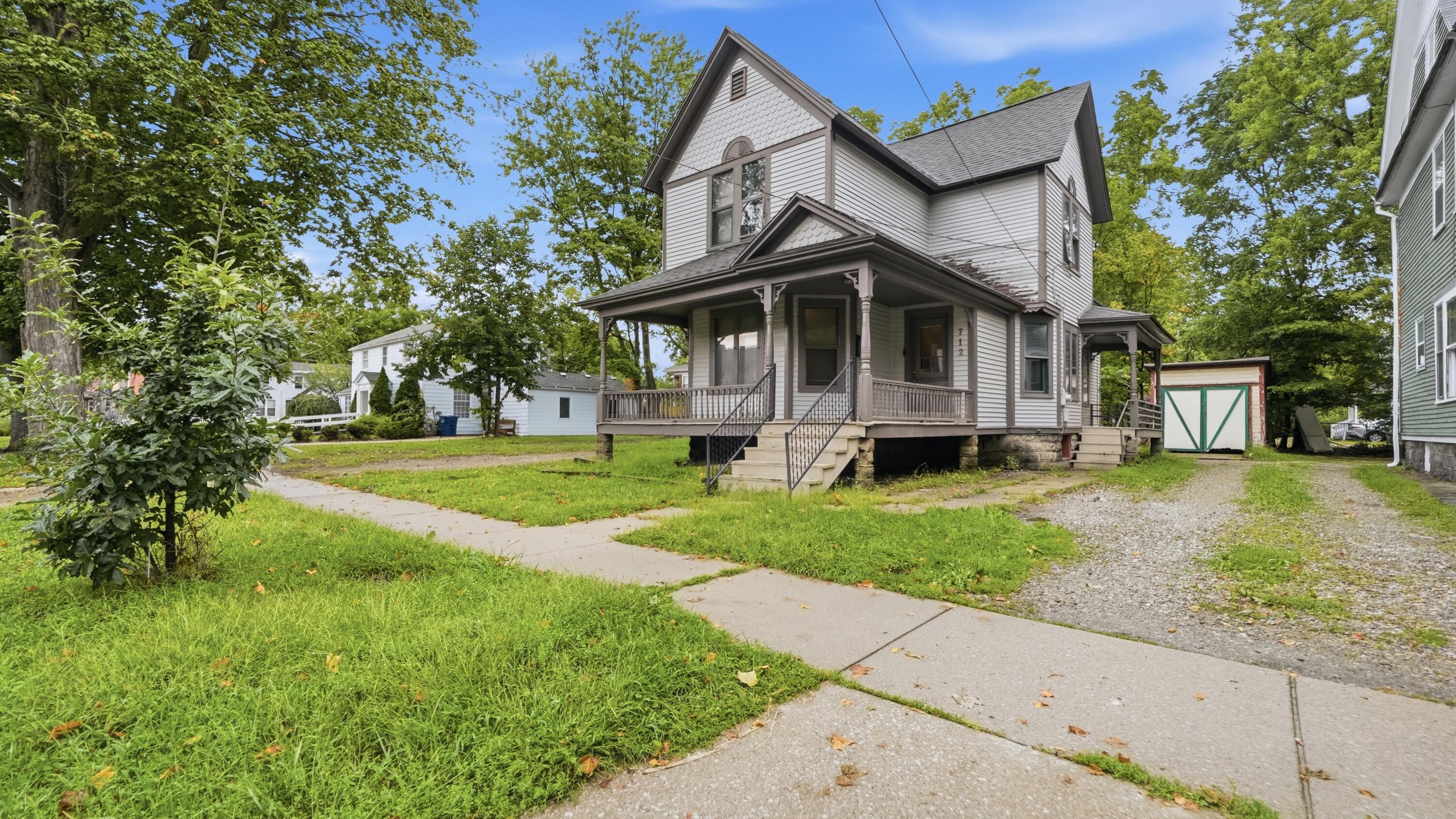 712 W Walnut Street Kalamazoo MI 49007