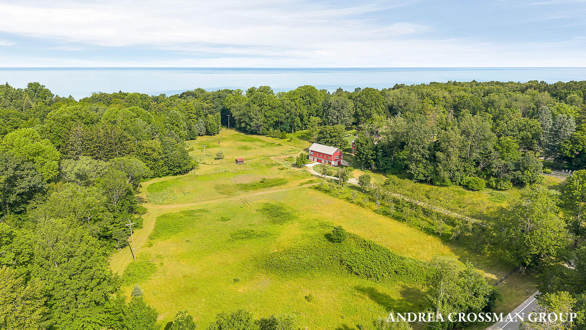 2048 Lakeshore Drive Fennville MI 49408