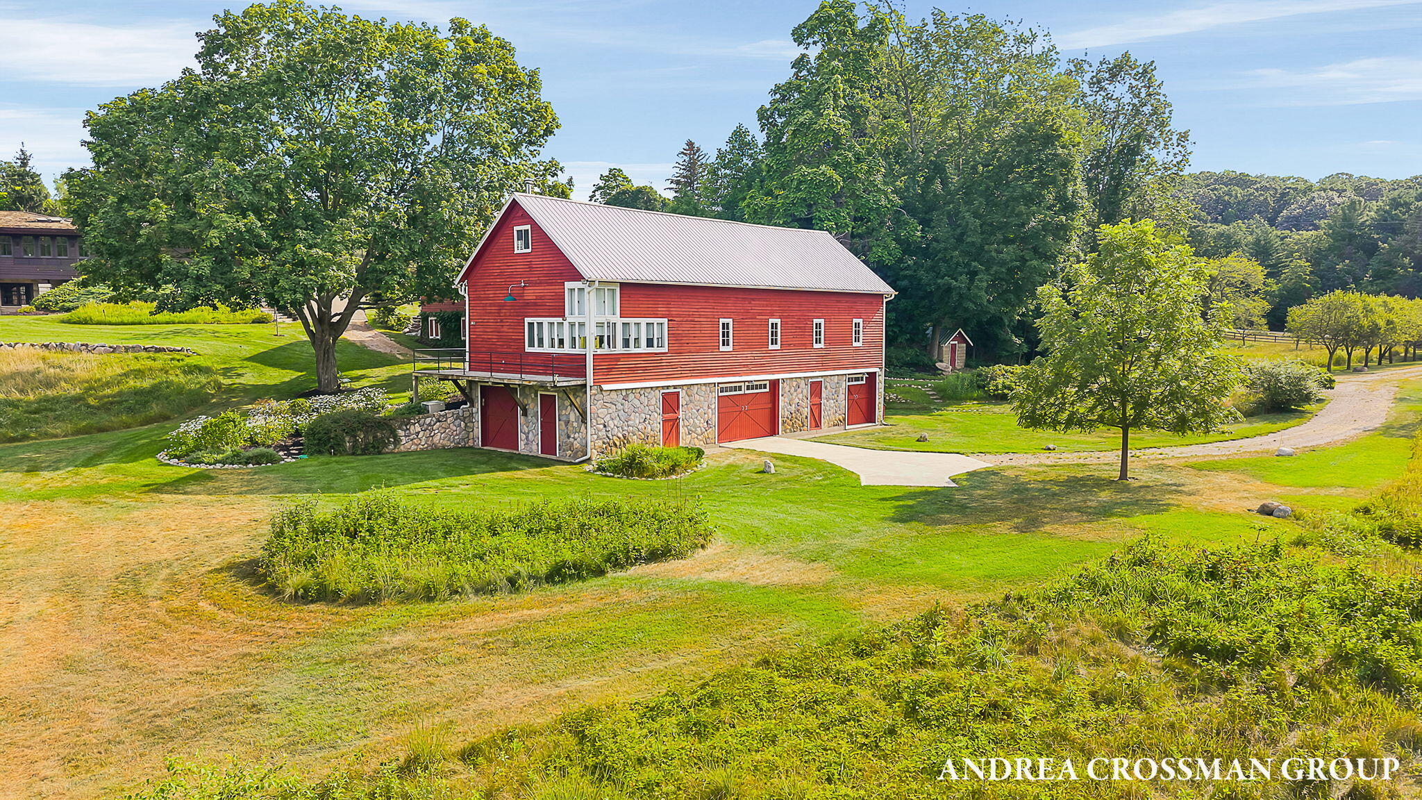 2048 Lakeshore Drive Fennville MI 49408
