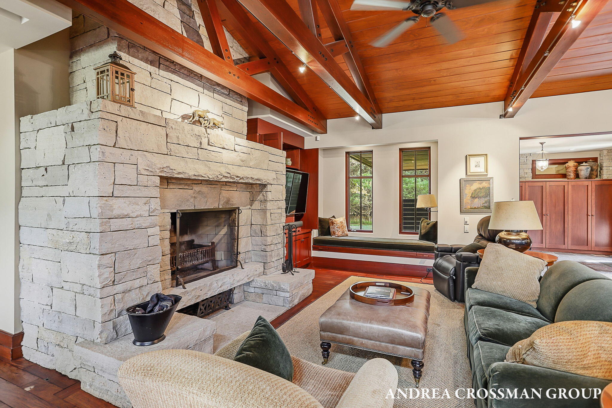 2048 Lakeshore Drive Fennville MI 49408