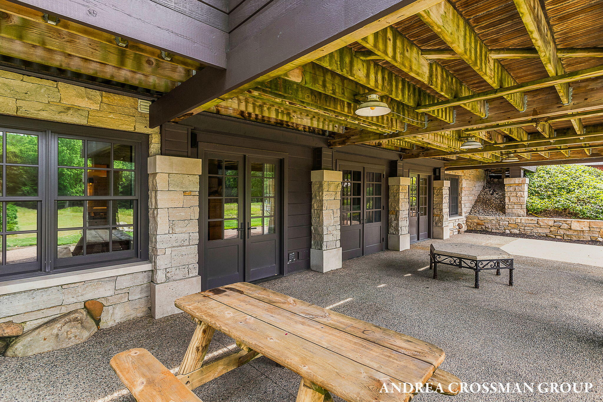 2048 Lakeshore Drive Fennville MI 49408