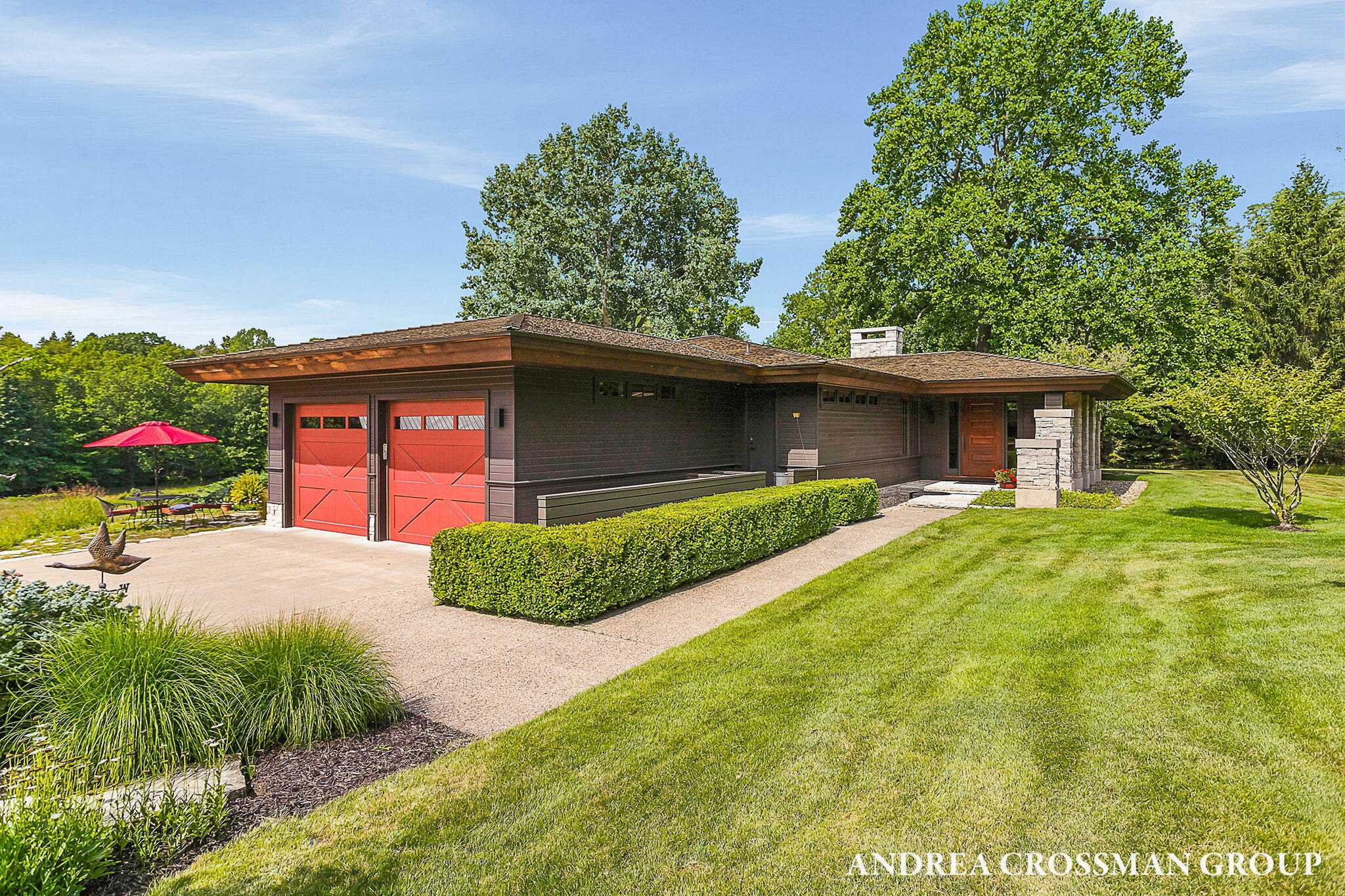 2048 Lakeshore Drive Fennville MI 49408