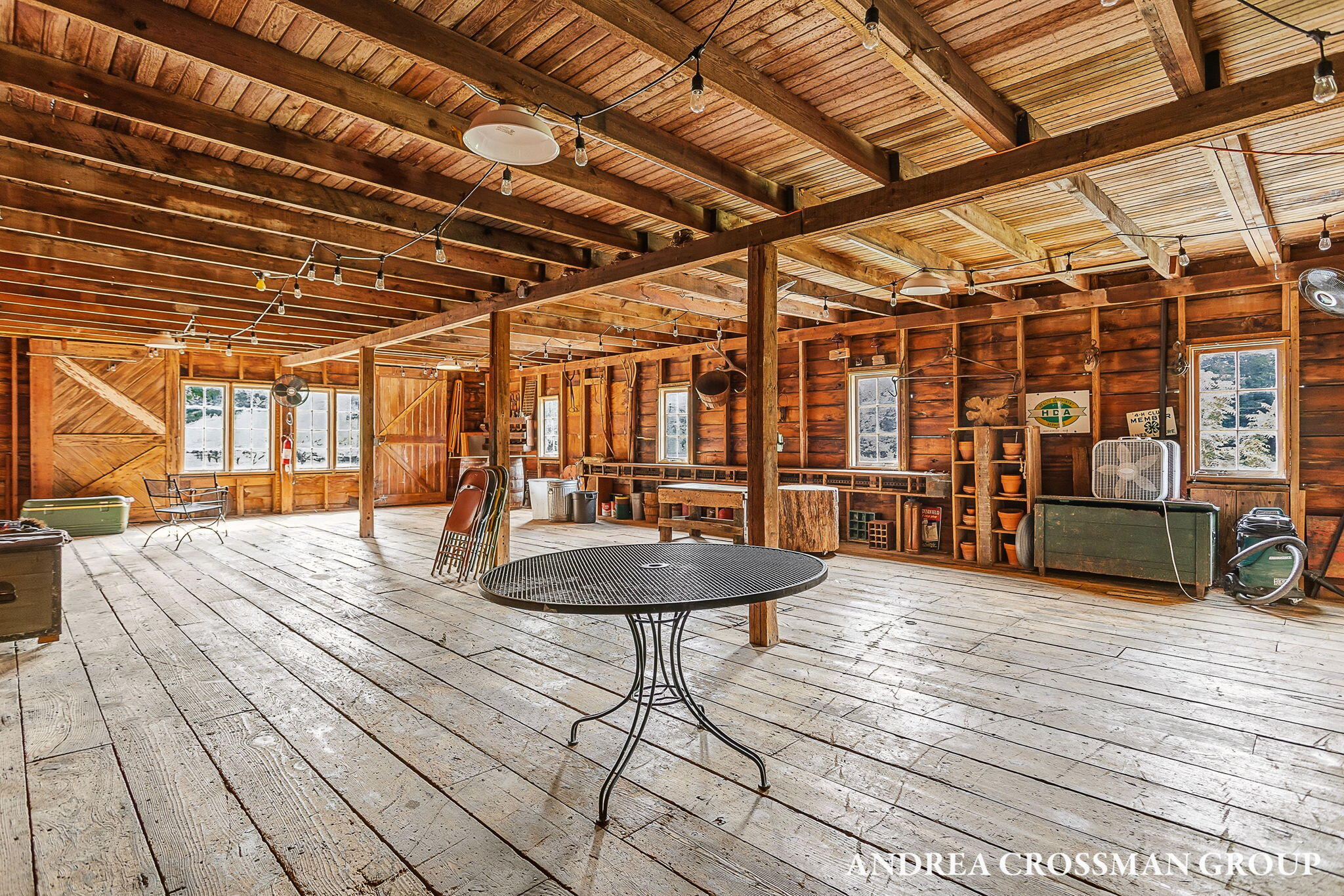 2048 Lakeshore Drive Fennville MI 49408