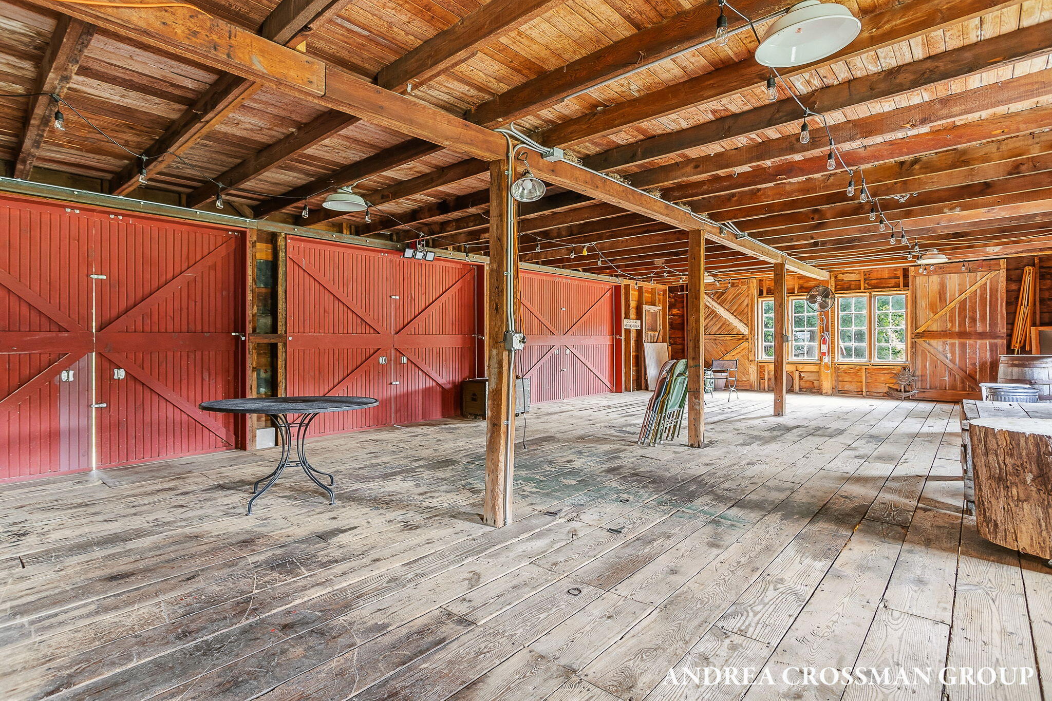 2048 Lakeshore Drive Fennville MI 49408