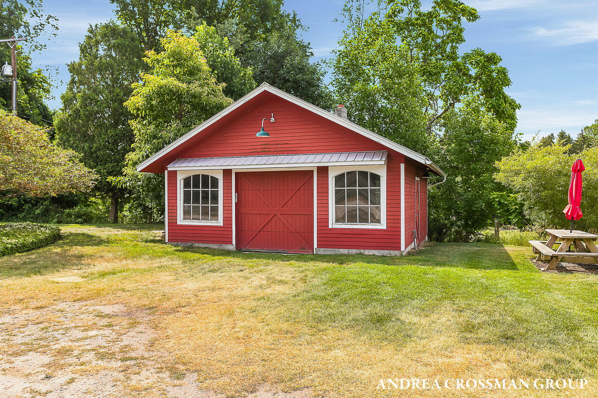 2048 Lakeshore Drive Fennville MI 49408