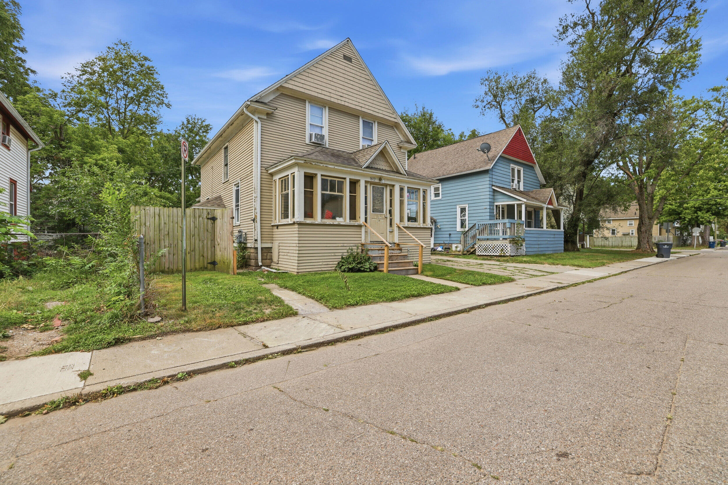 1612 Hays Park Avenue Kalamazoo MI 49001