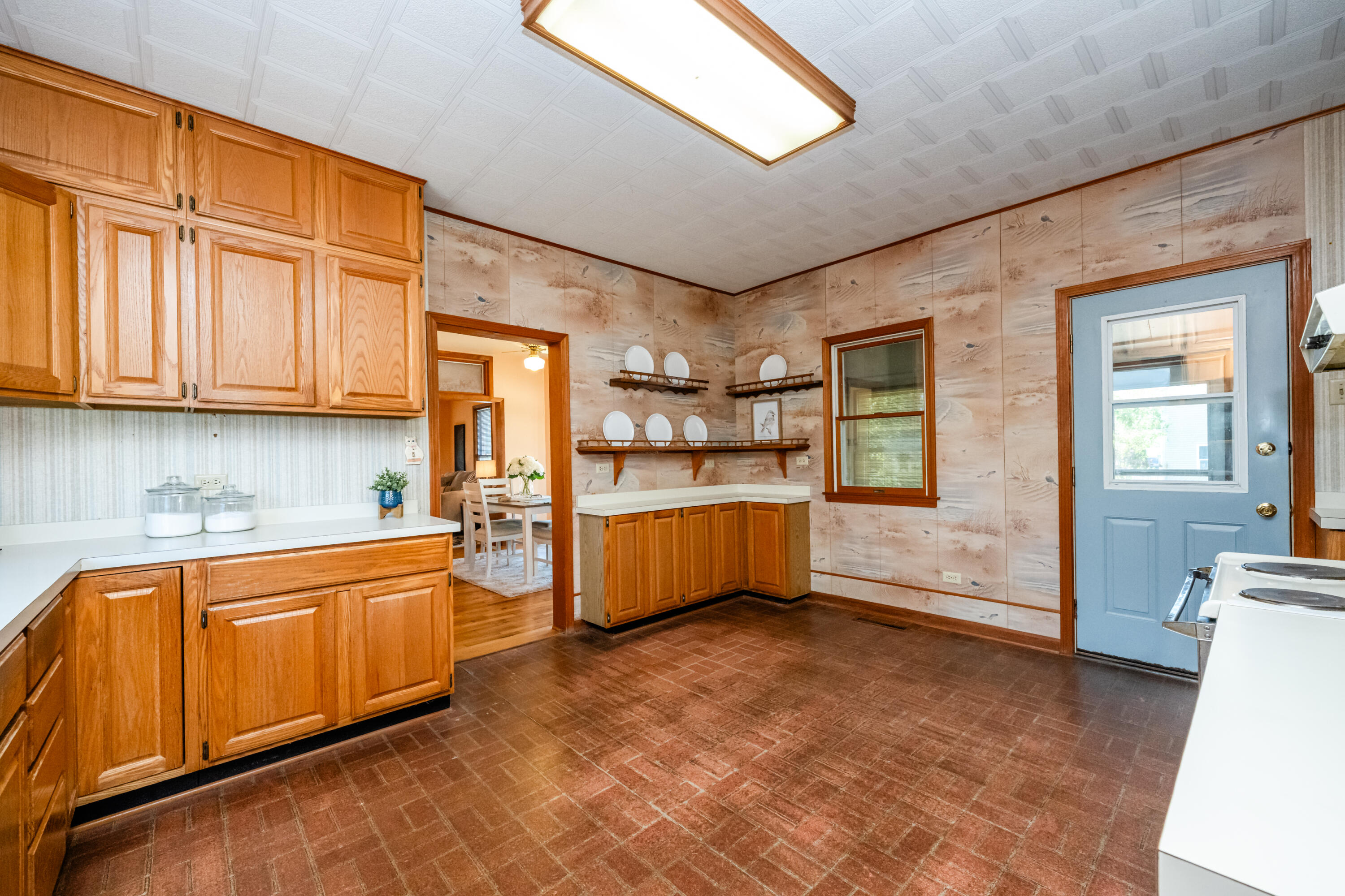 201 Sycamore Street E Three Oaks MI 49128