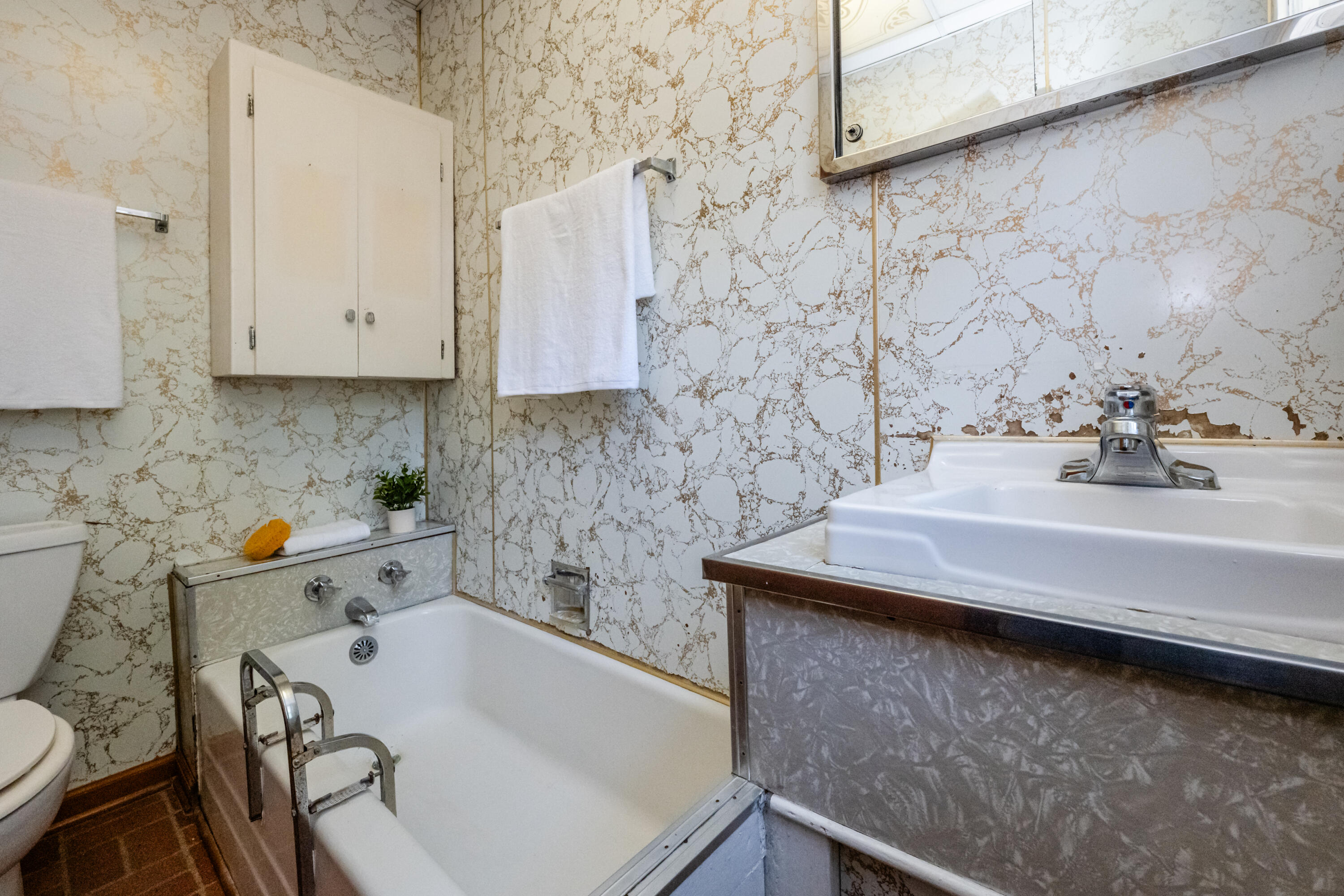 201 Sycamore Street E Three Oaks MI 49128