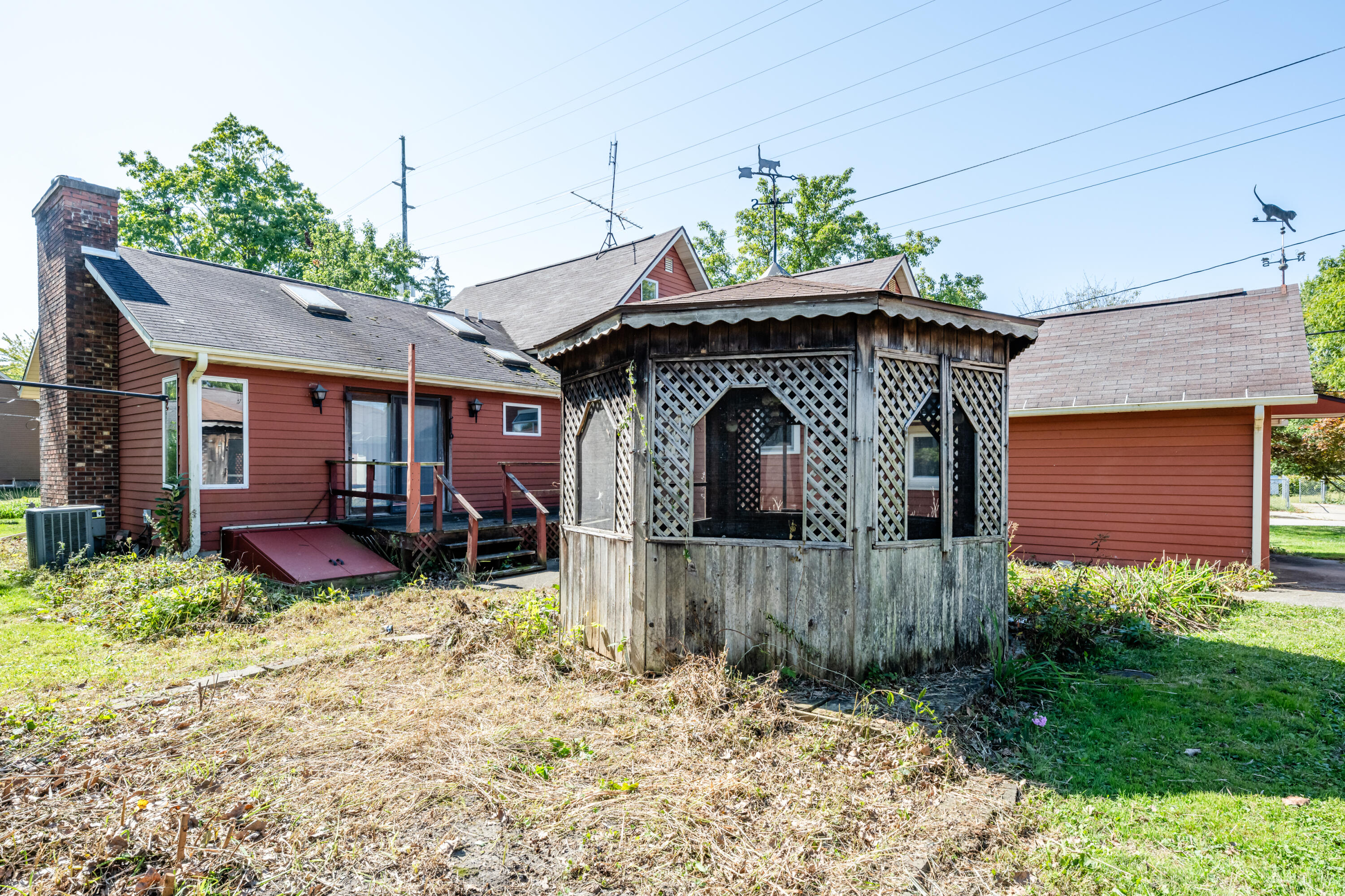 201 Sycamore Street E Three Oaks MI 49128