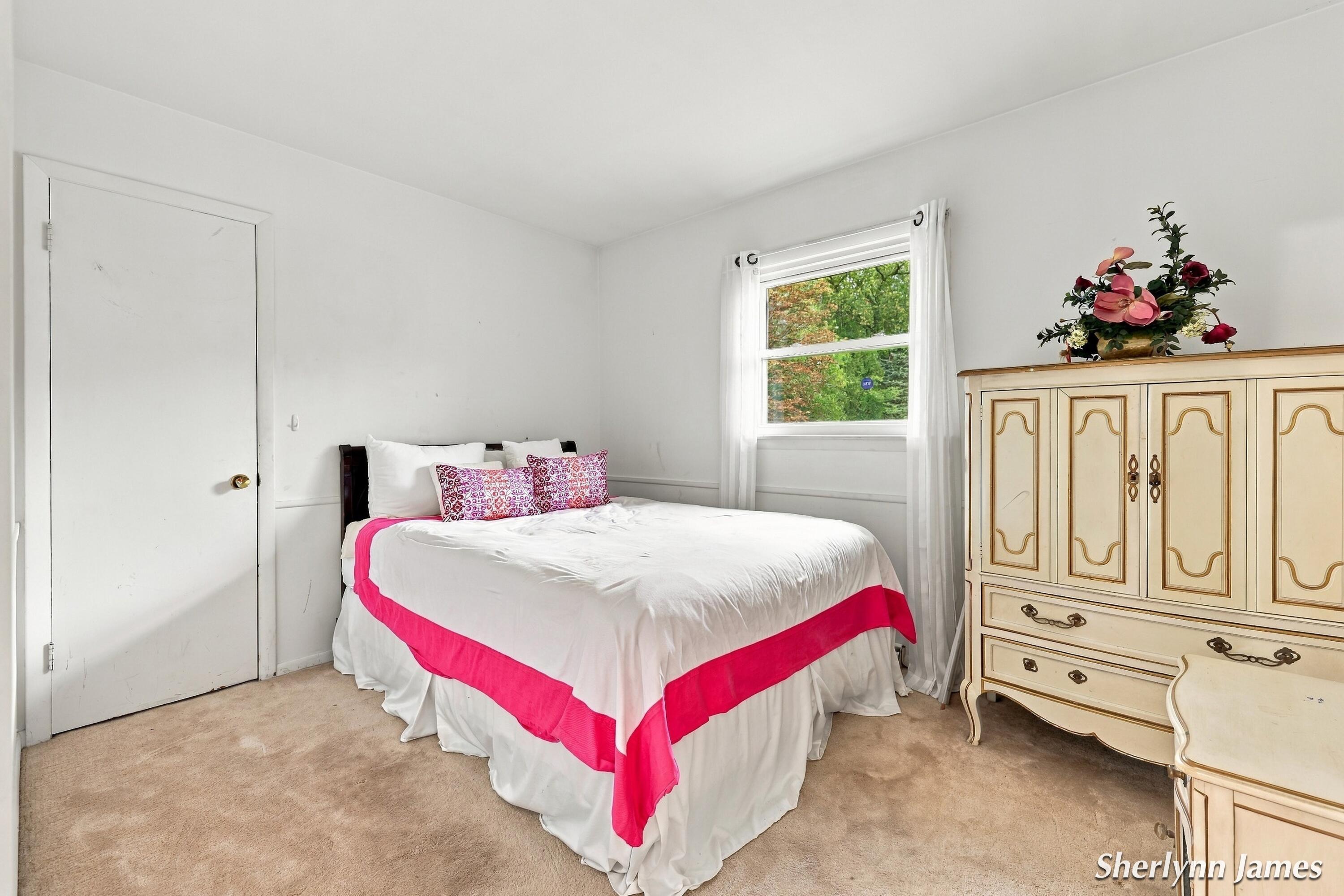 2714 Brooklane Avenue SE Grand Rapids MI 49507