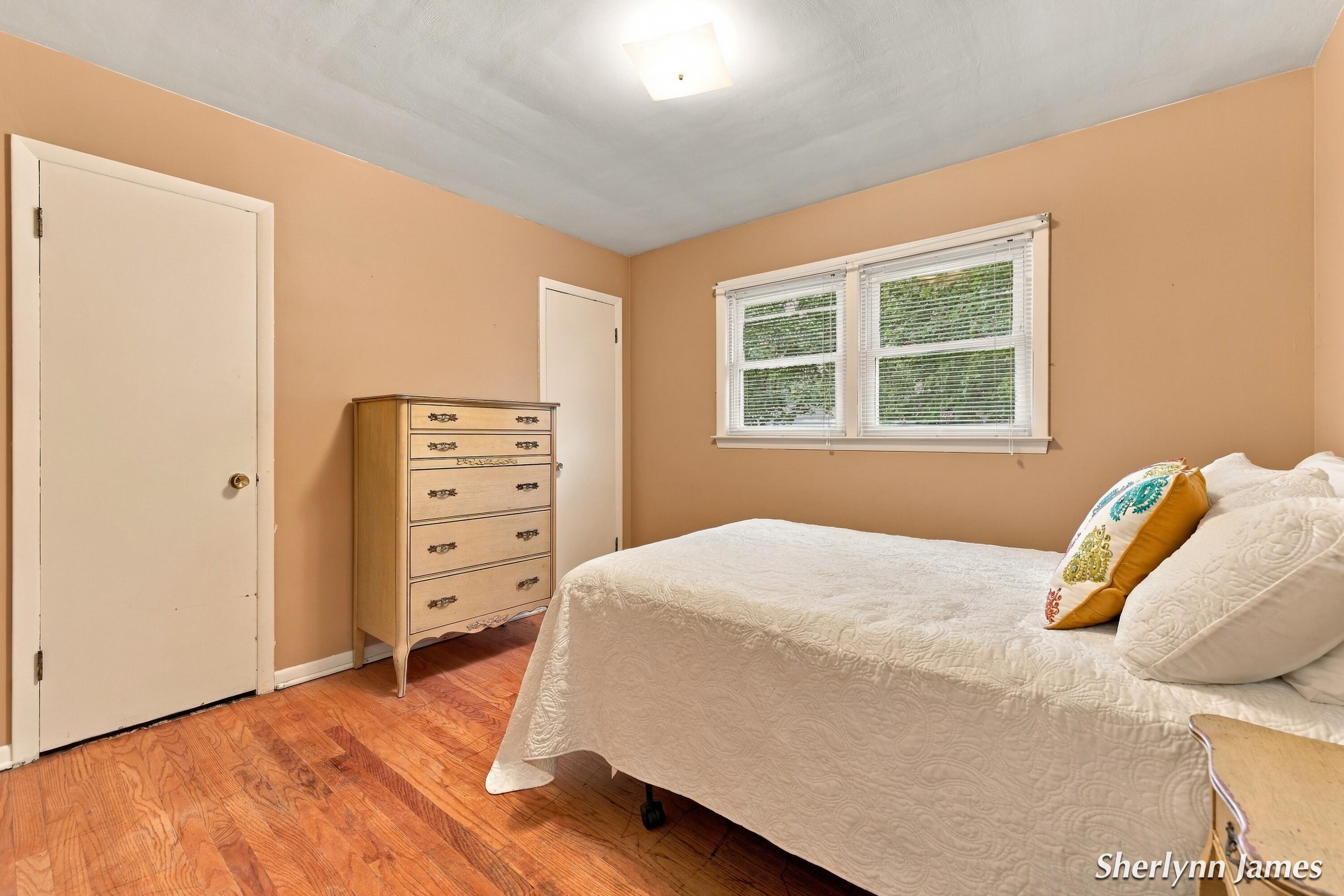 2714 Brooklane Avenue SE Grand Rapids MI 49507