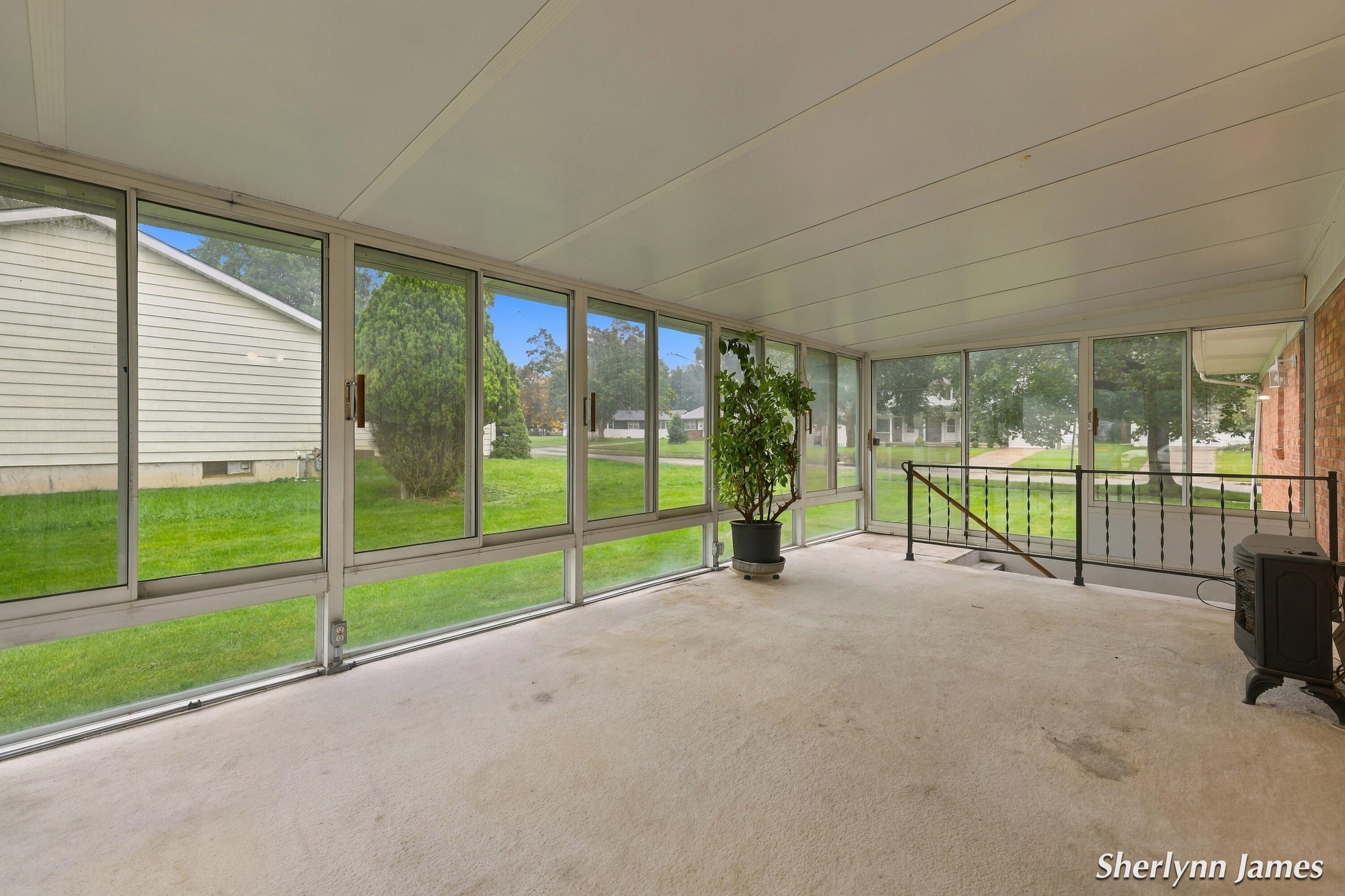 2714 Brooklane Avenue SE Grand Rapids MI 49507