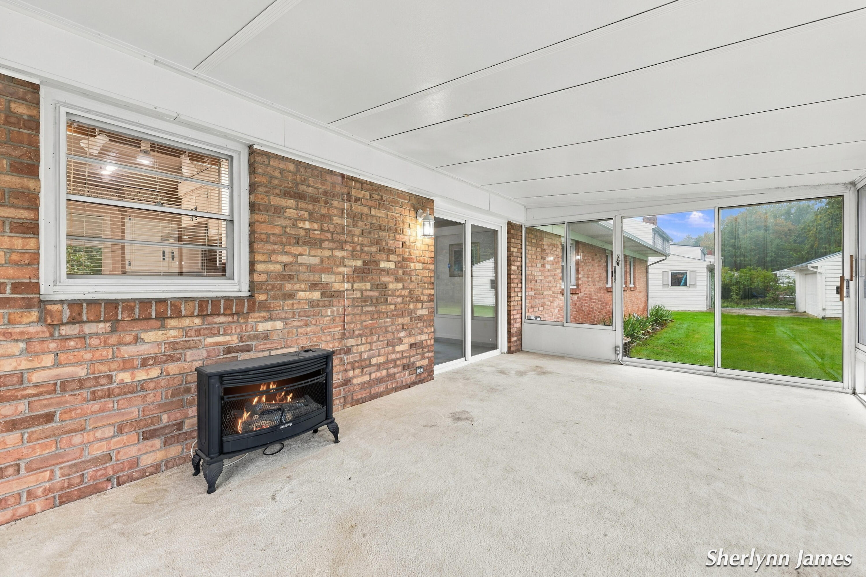 2714 Brooklane Avenue SE Grand Rapids MI 49507