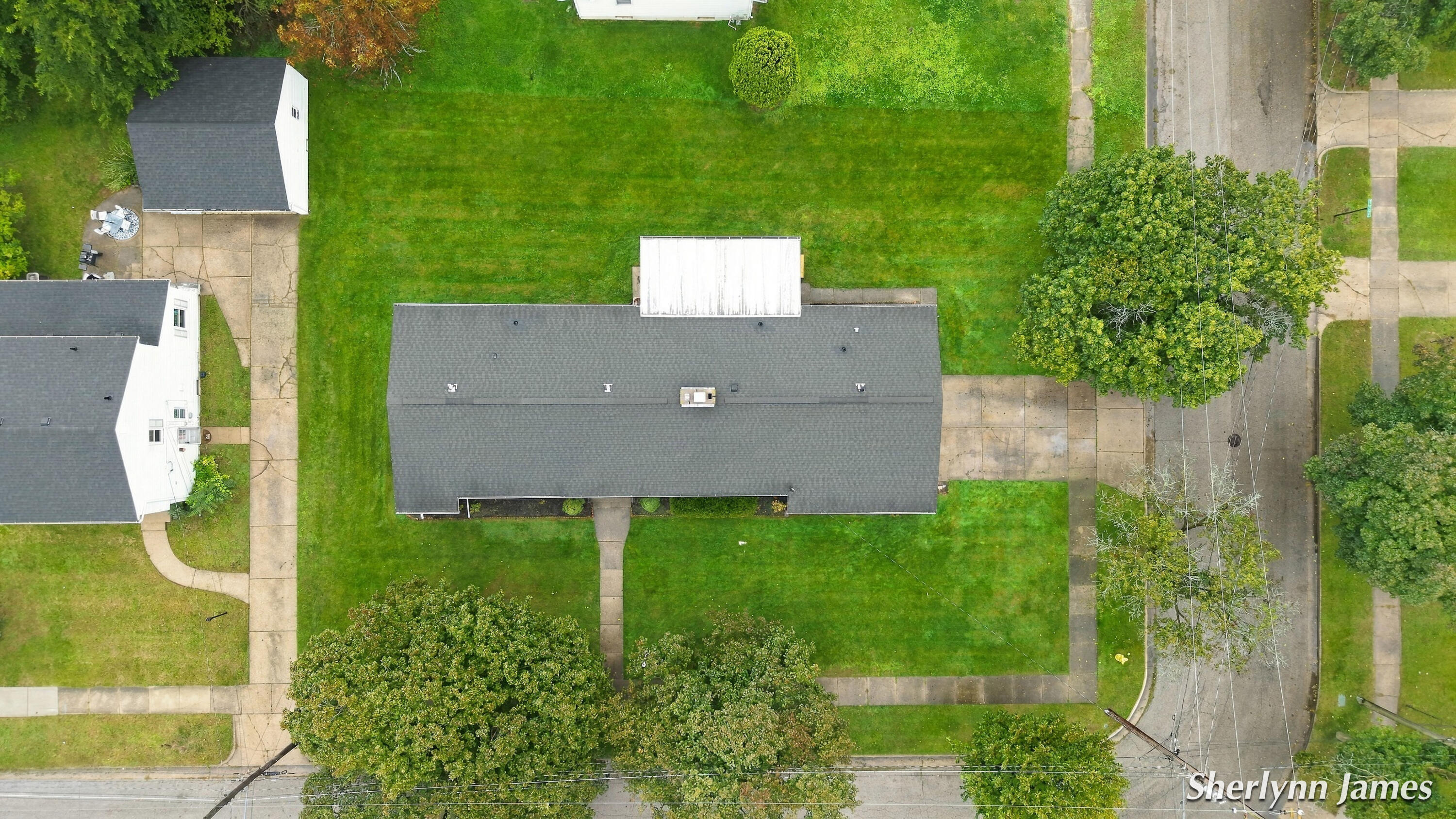 2714 Brooklane Avenue SE Grand Rapids MI 49507