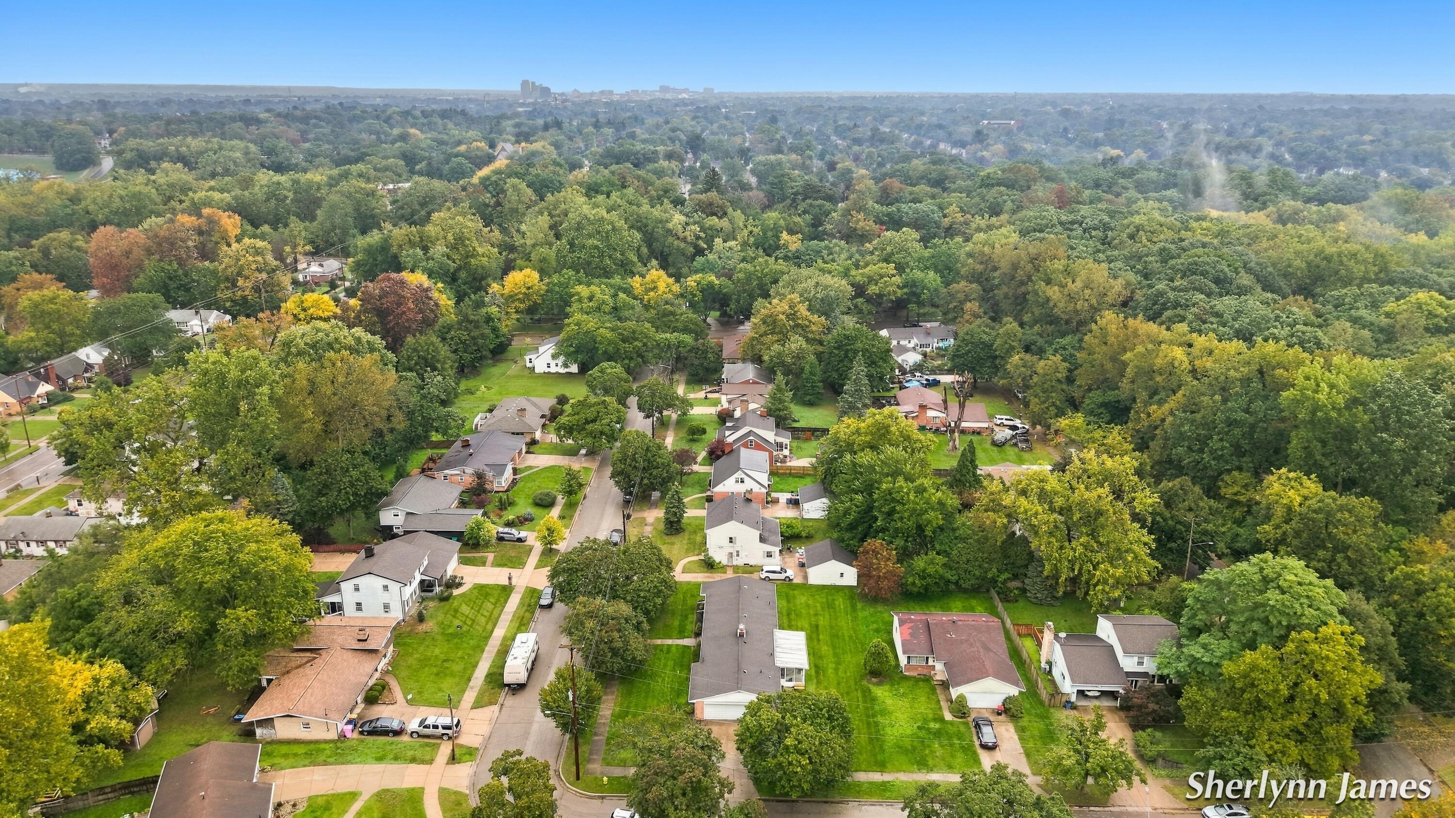2714 Brooklane Avenue SE Grand Rapids MI 49507