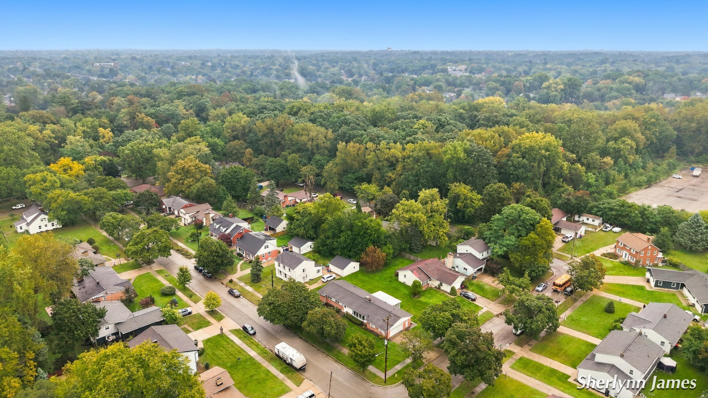 2714 Brooklane Avenue SE Grand Rapids MI 49507