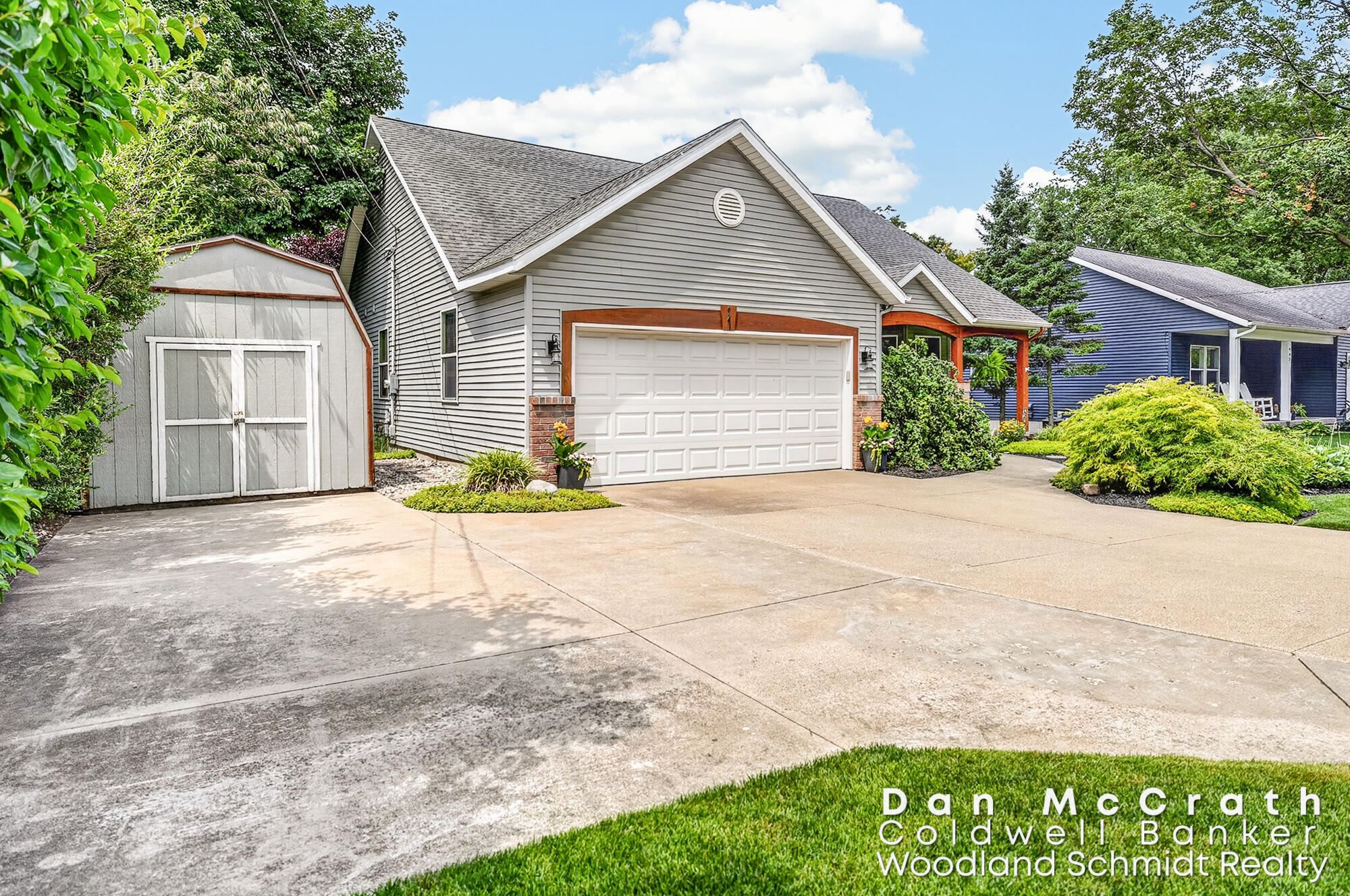 941 Paw Paw Drive Holland MI 49423