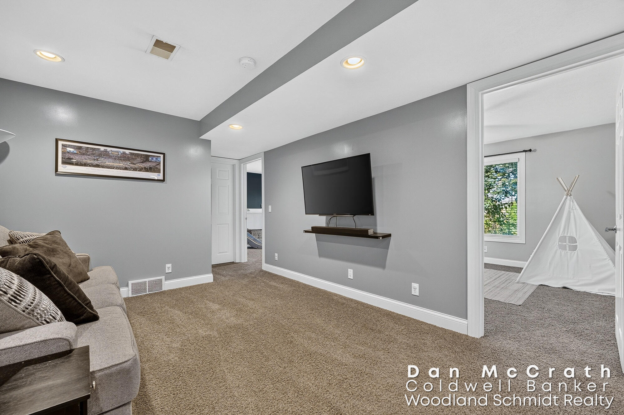 941 Paw Paw Drive Holland MI 49423