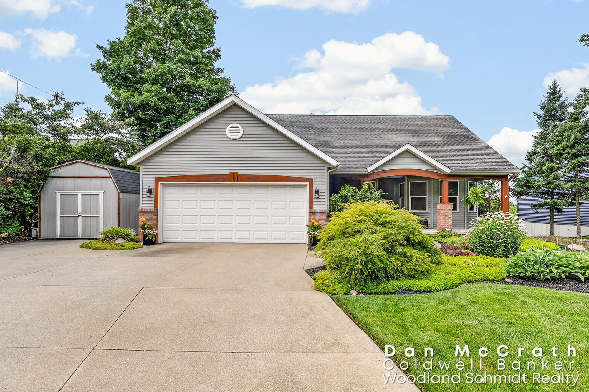 941 Paw Paw Drive Holland MI 49423