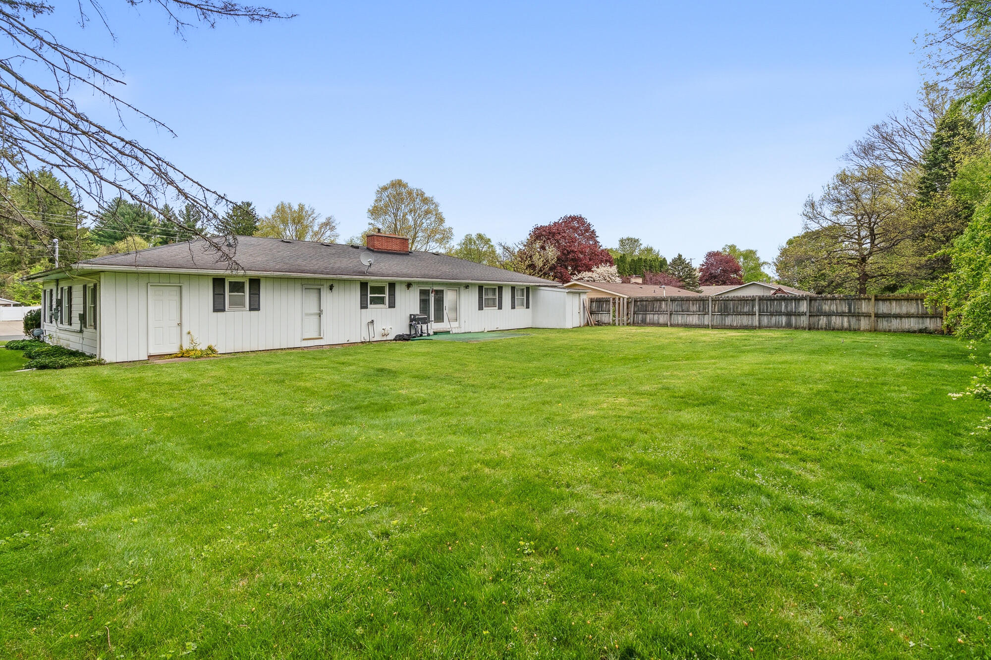 3521 Meadowcroft Avenue Kalamazoo MI 49004